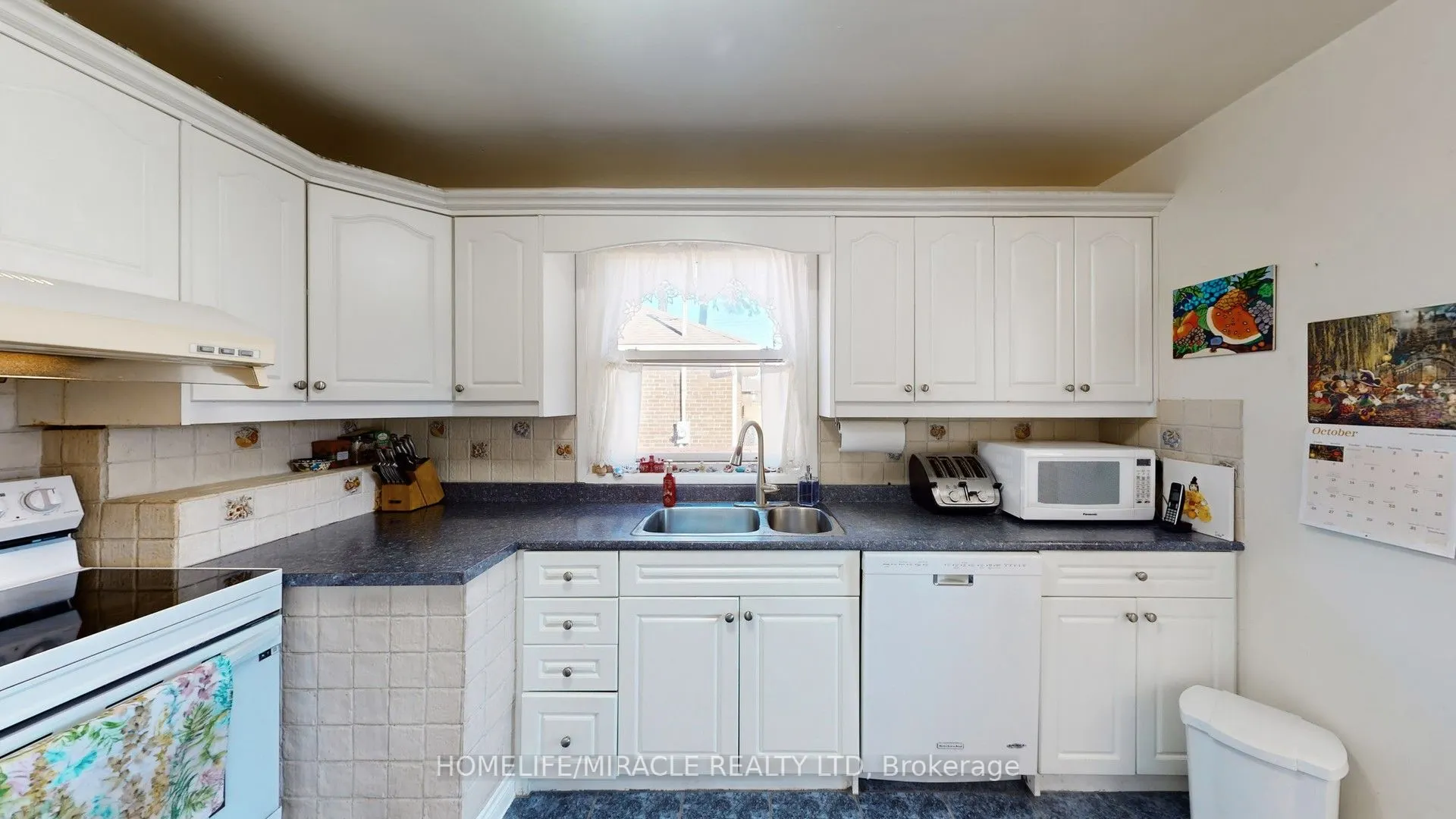 48 Frey Crescent