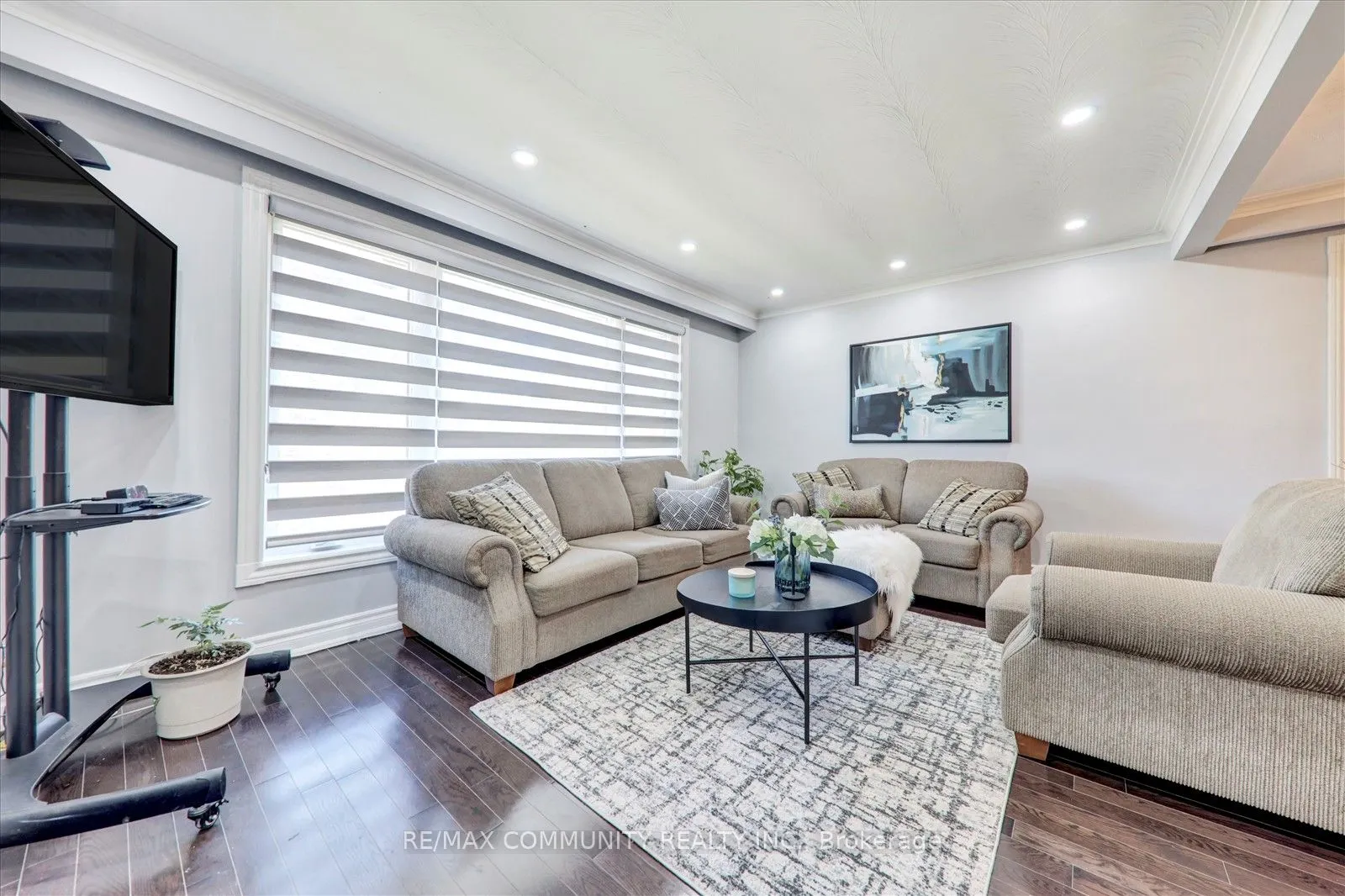 6 Barlow Road