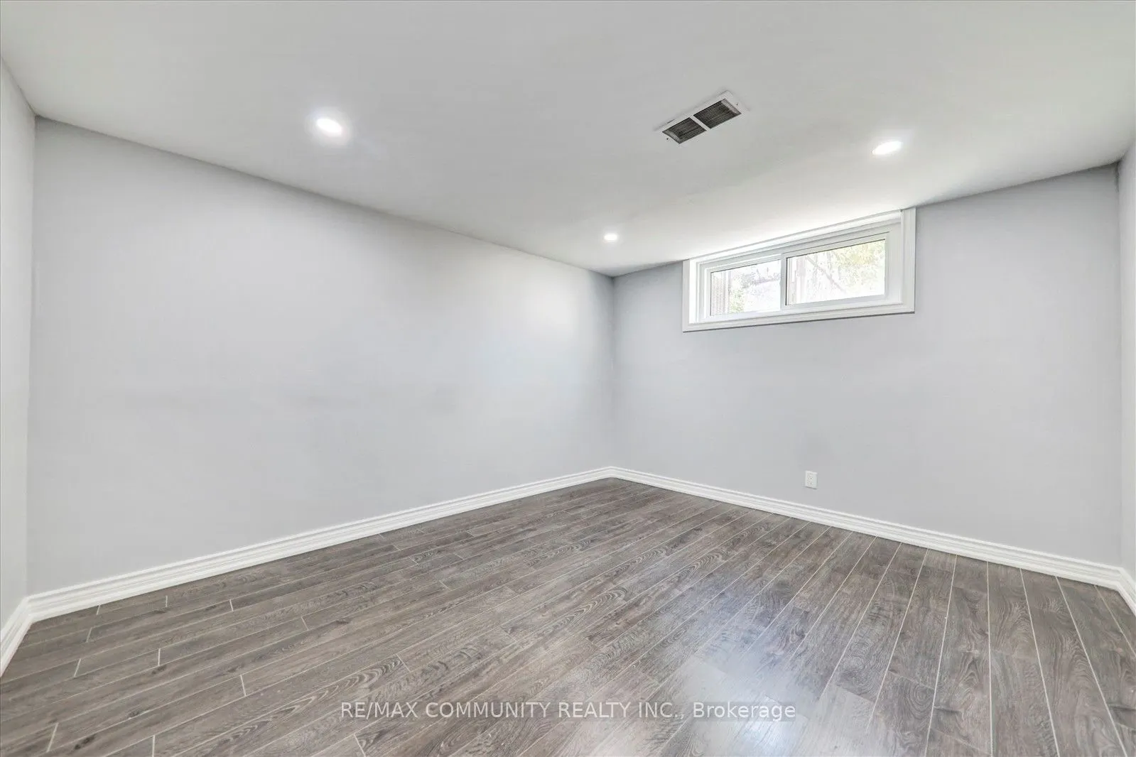 6 Barlow Road