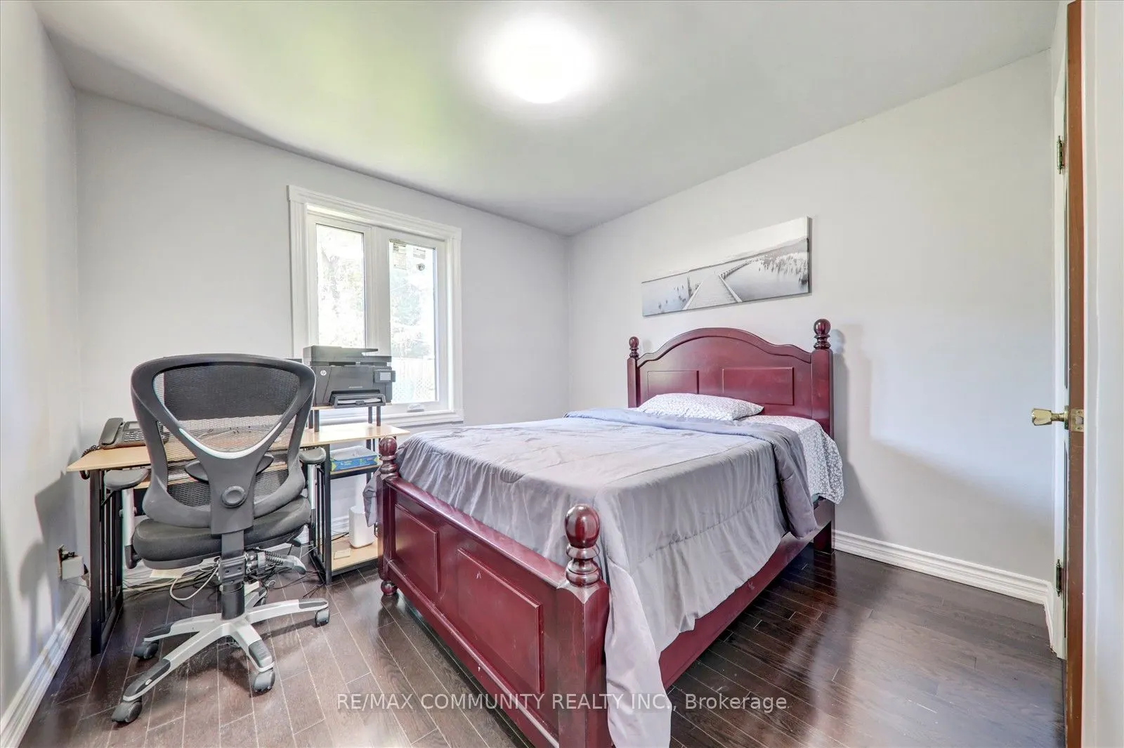 6 Barlow Road