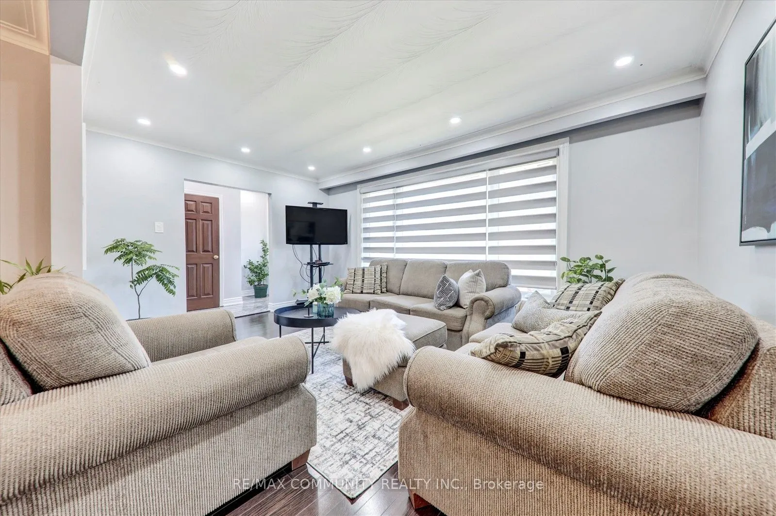 6 Barlow Road