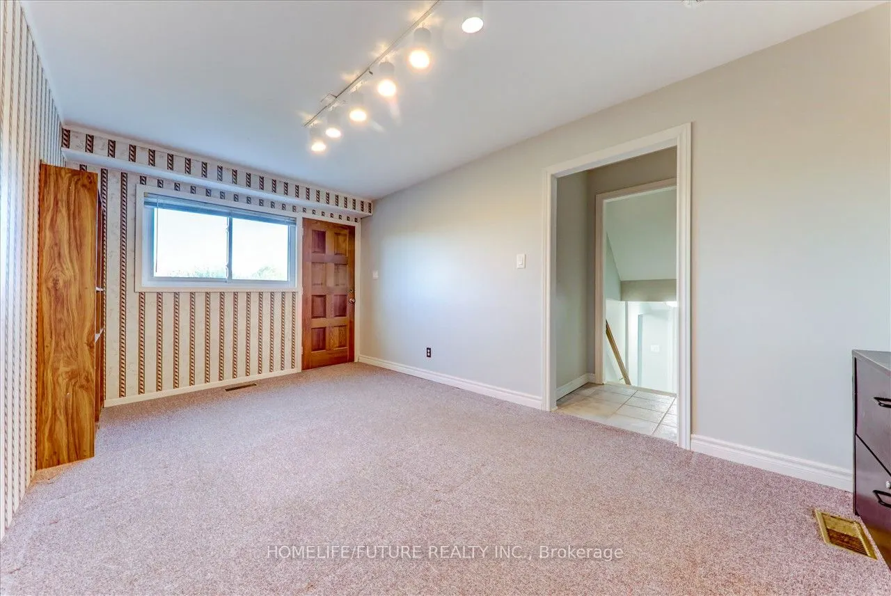 34 Oakmeadow Boulevard, #Bsmt