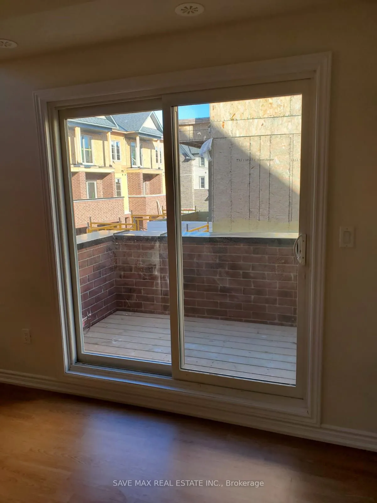 19 Petley Street, #19