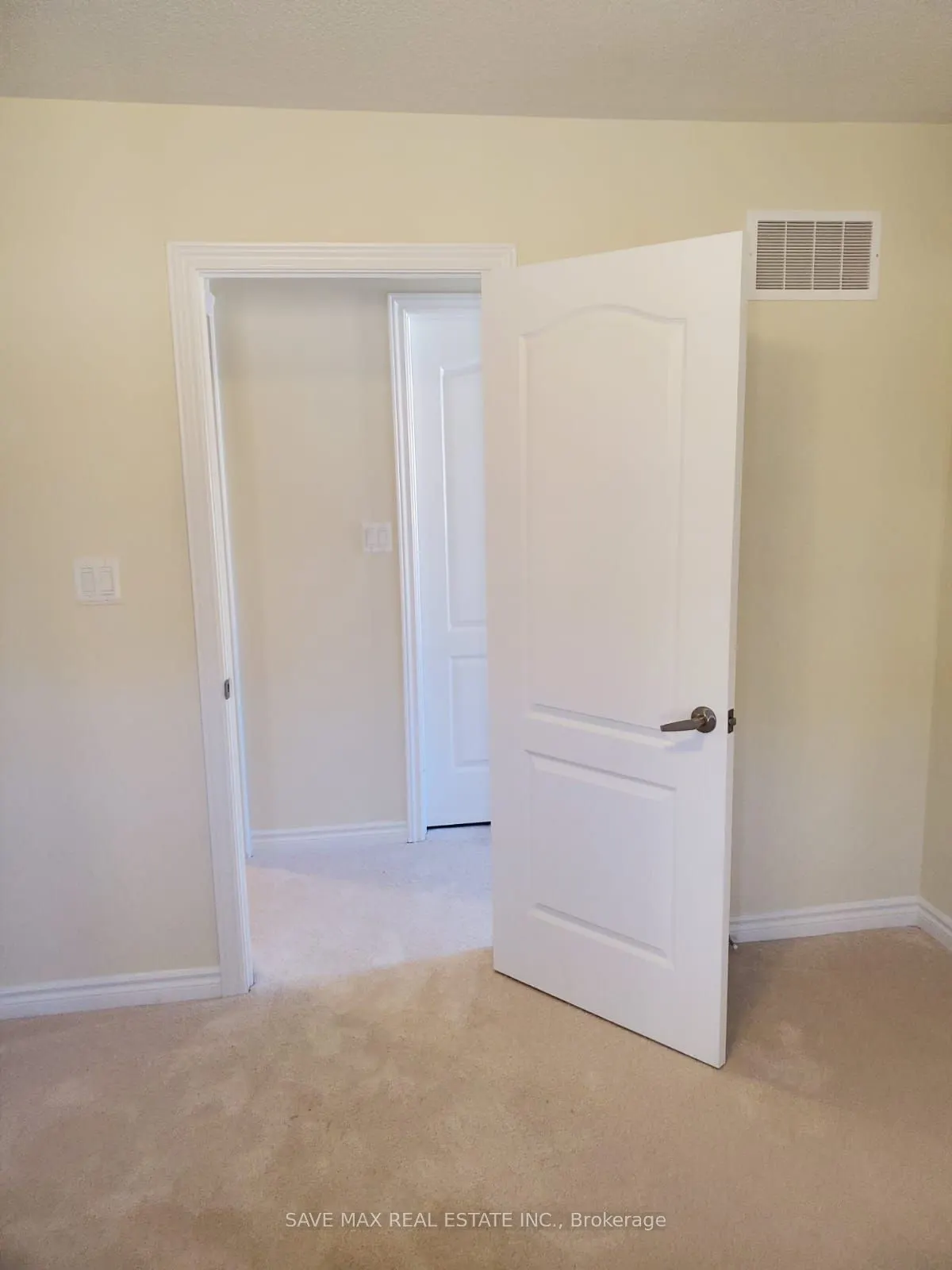 19 Petley Street, #19