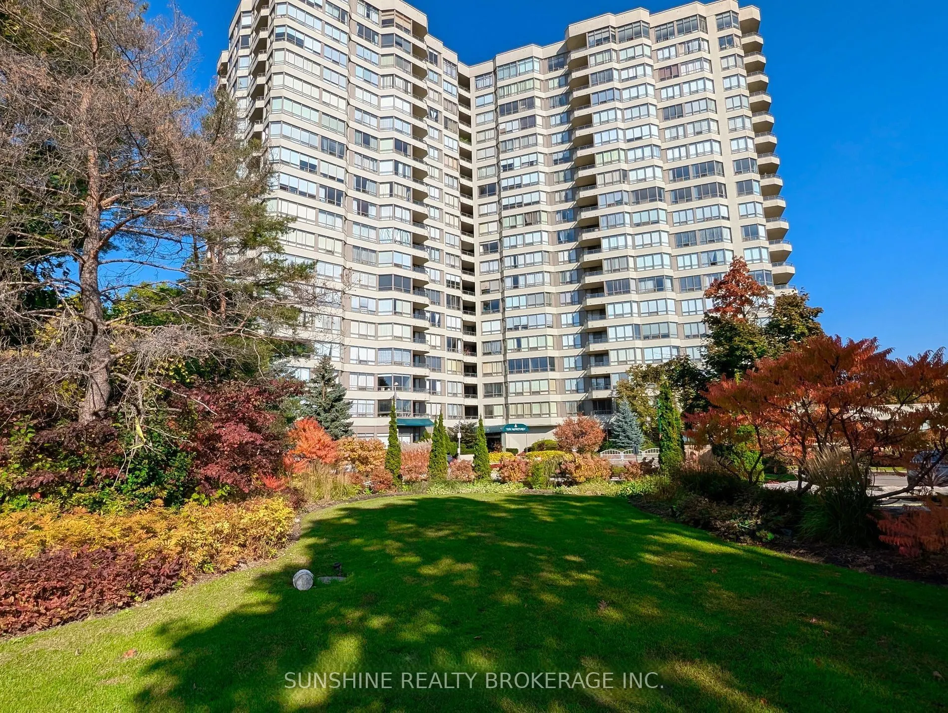 175 Bamburgh Circle, #309