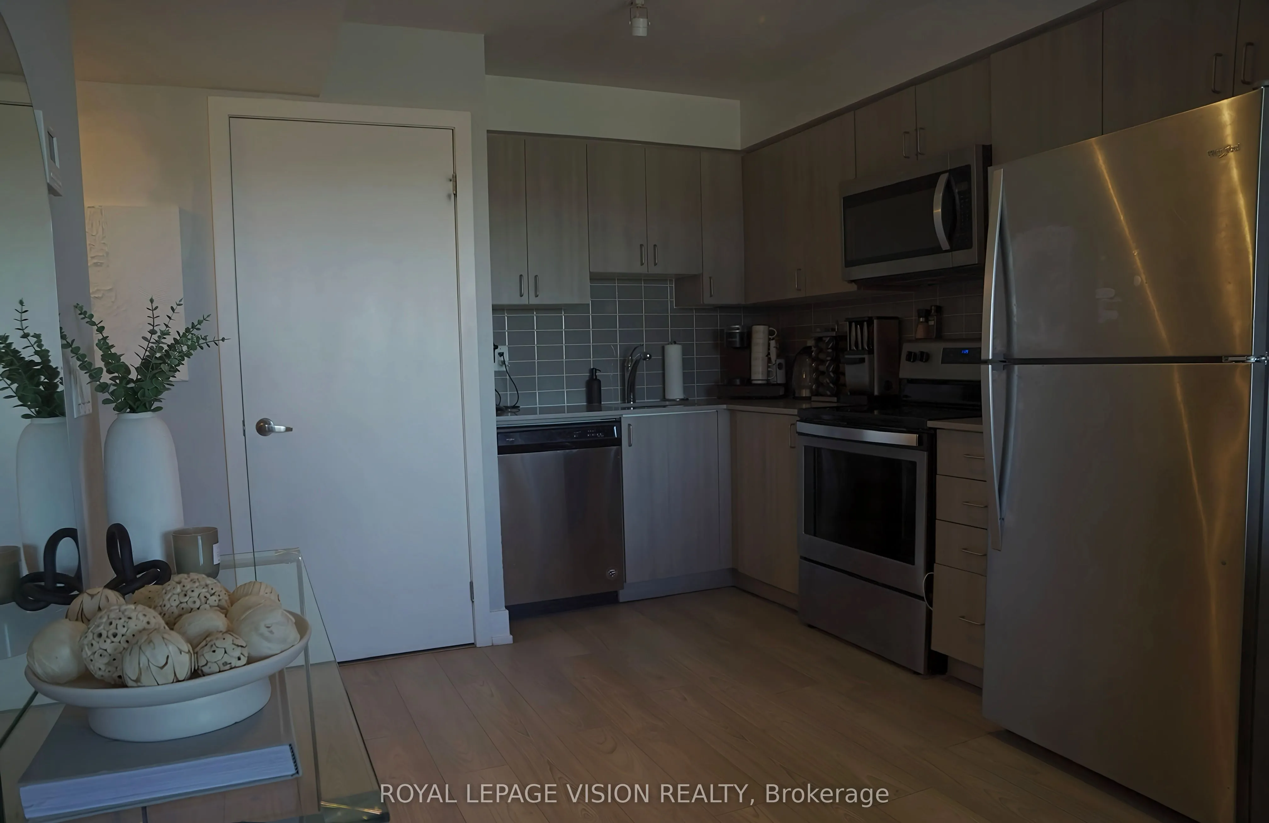 1255 Bayly Street, #1701