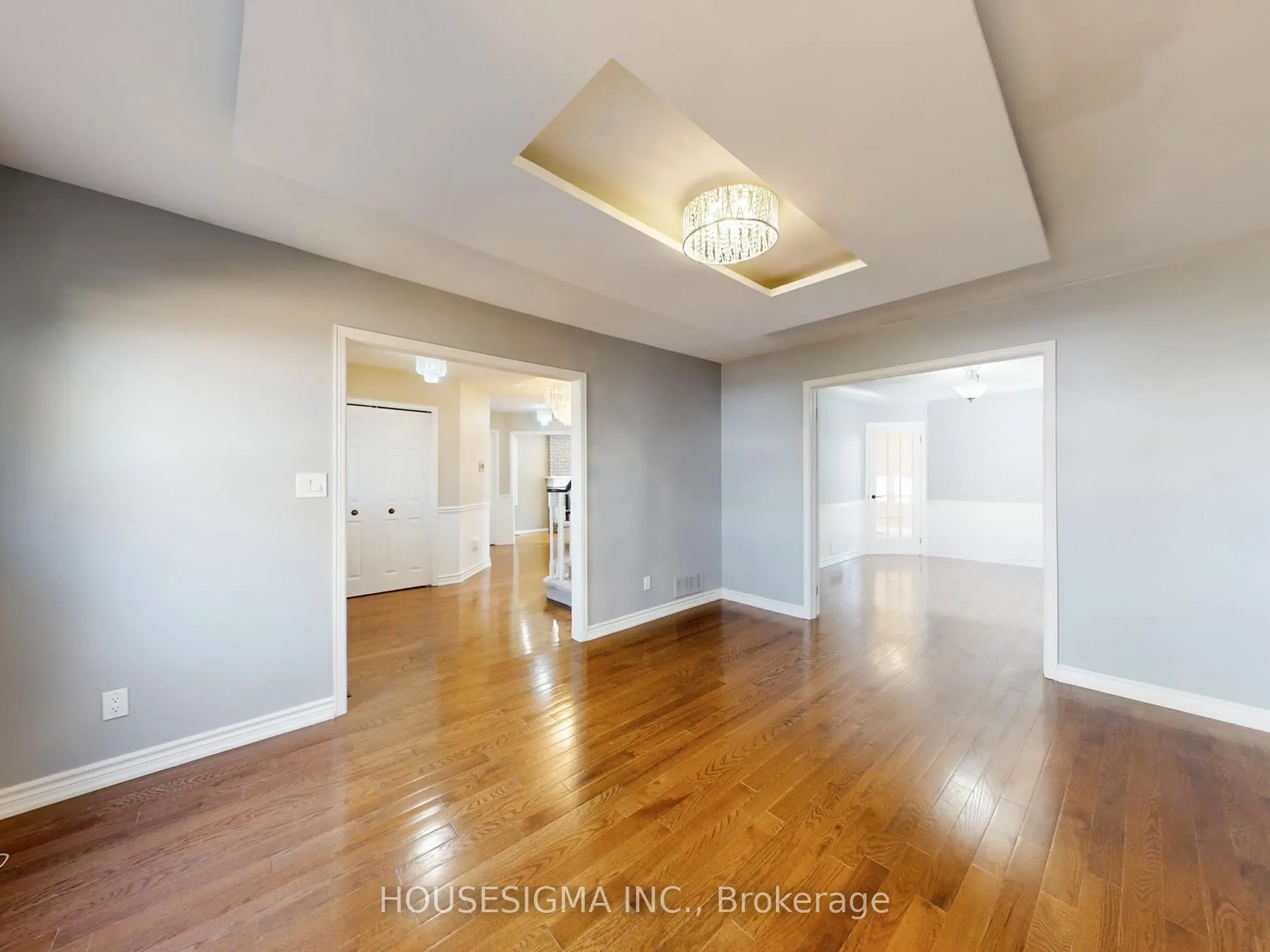 952 Peggoty Circle