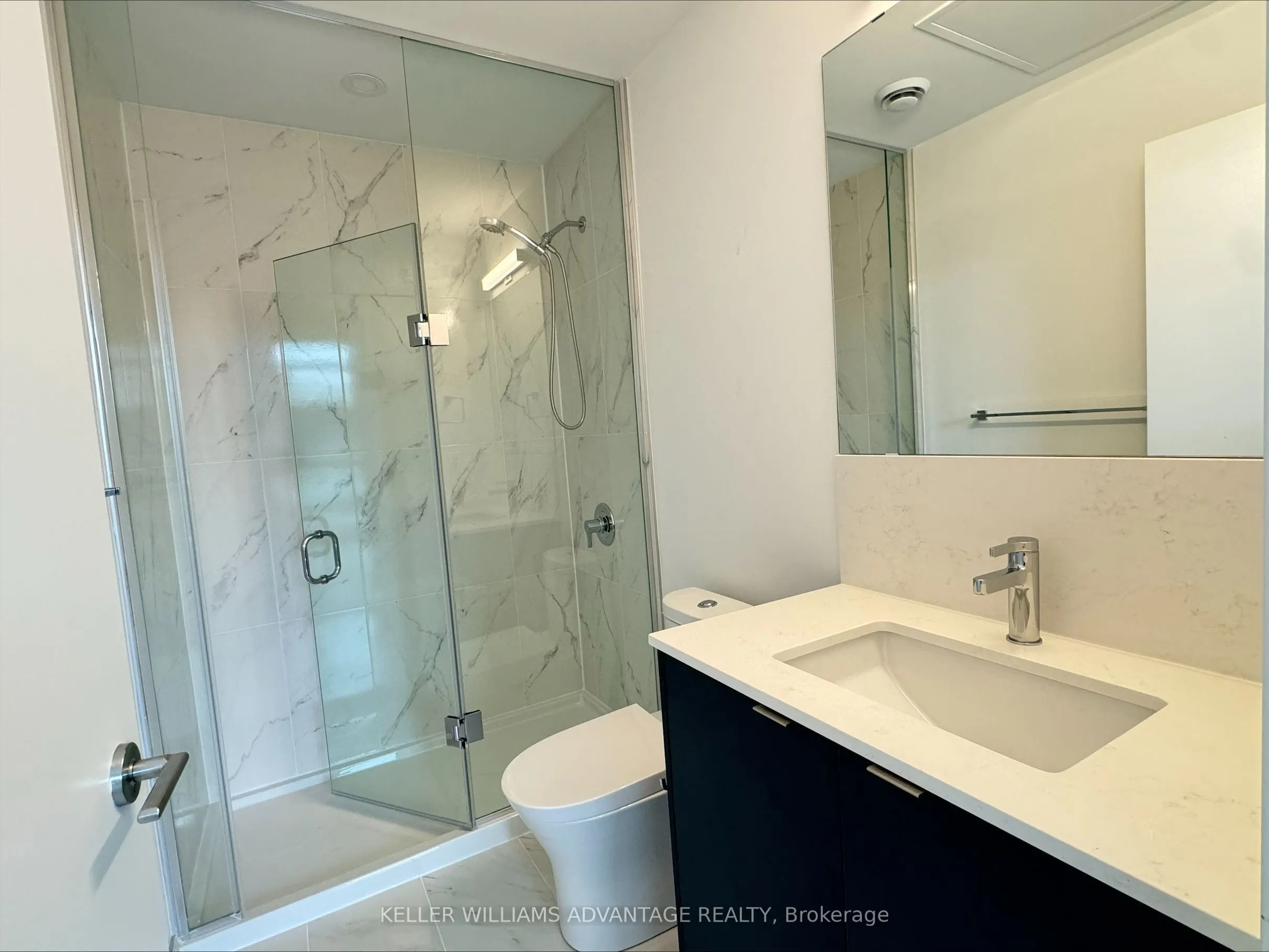 1604 Charles Street E, #PH-511 B