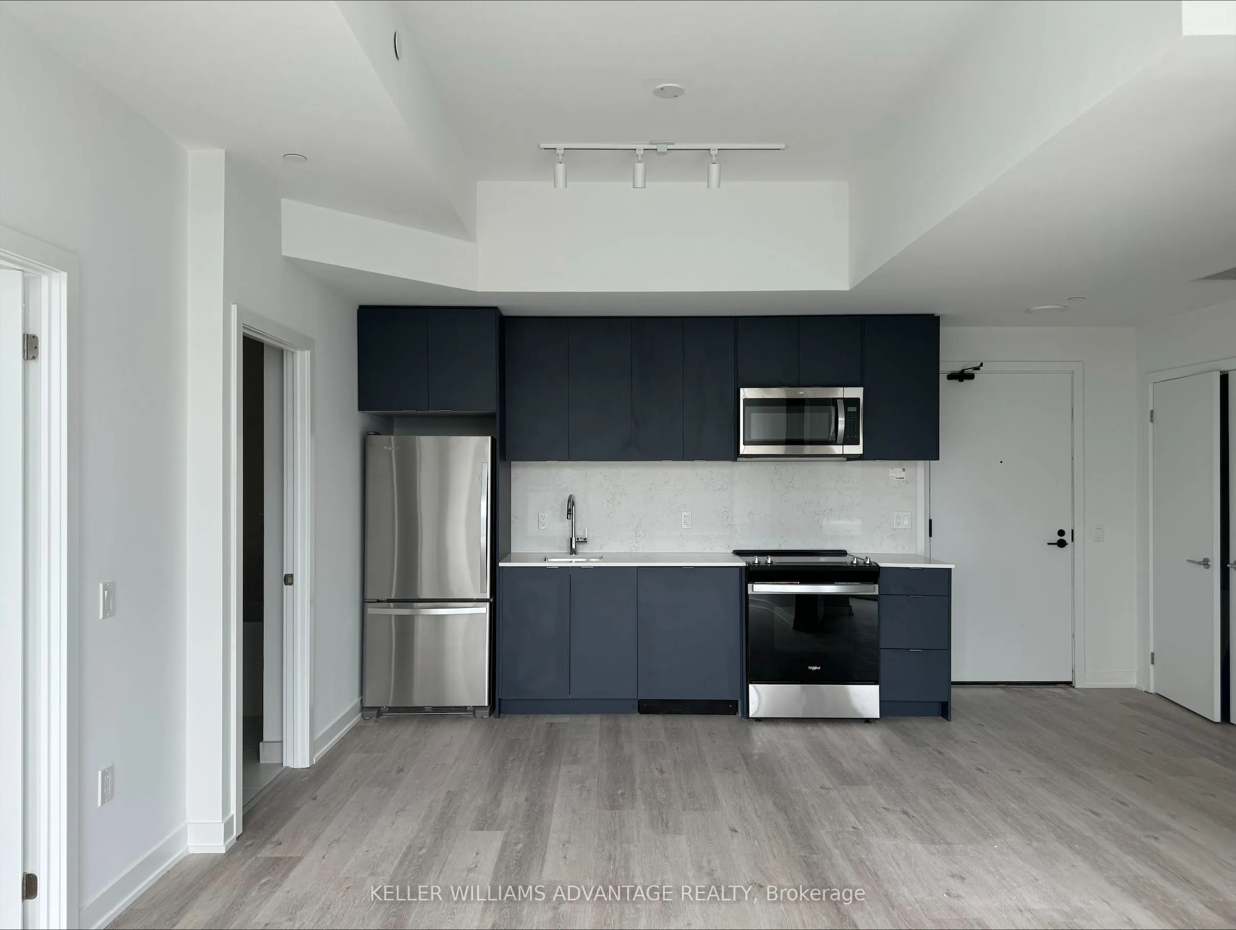1604 Charles Street E, #PH-511 B
