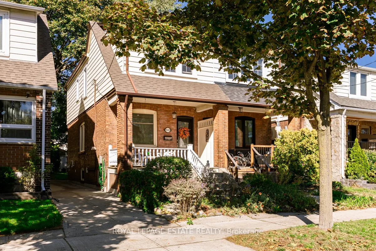 532 Glebeholme Boulevard