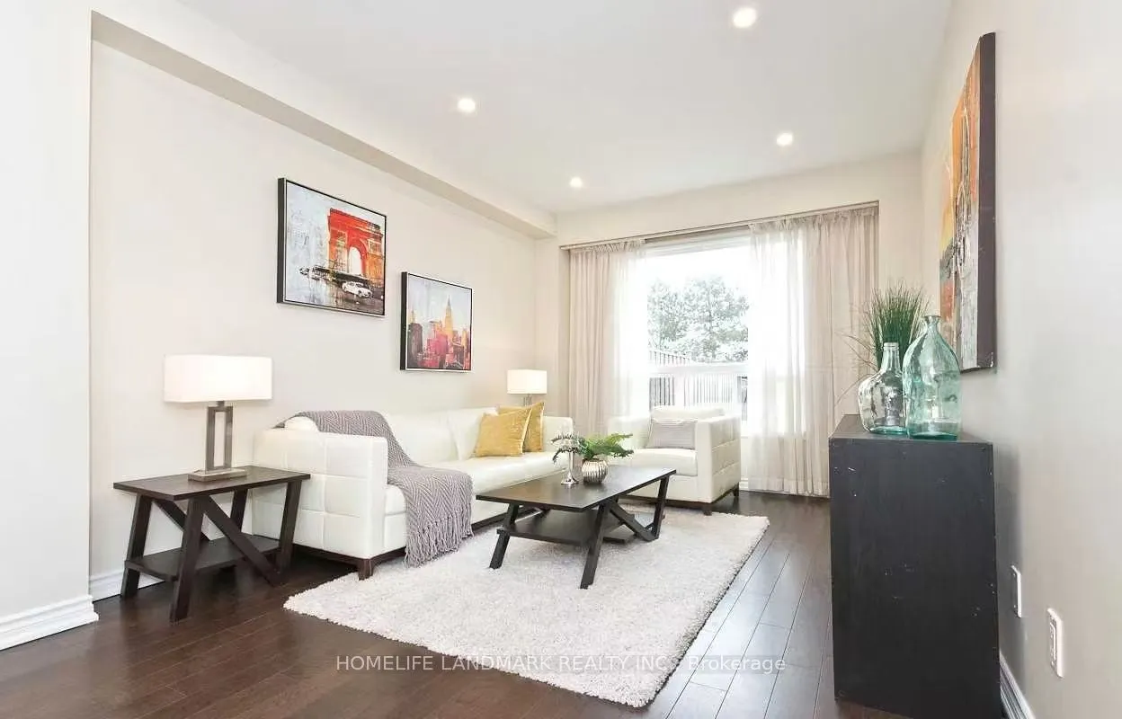 81 Hawkshead Crescent