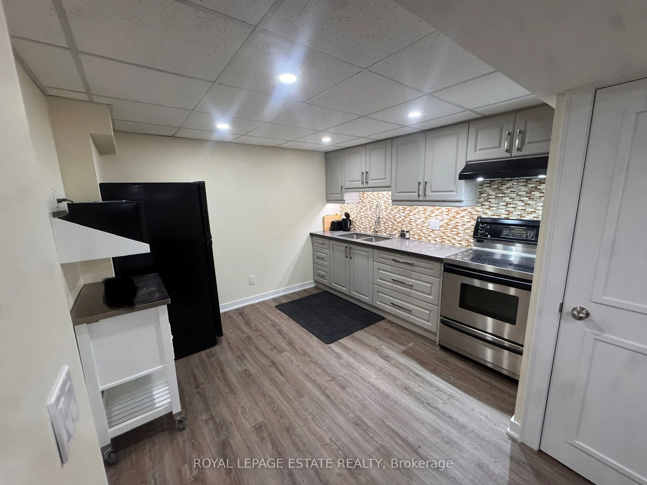 5 Barlow Road