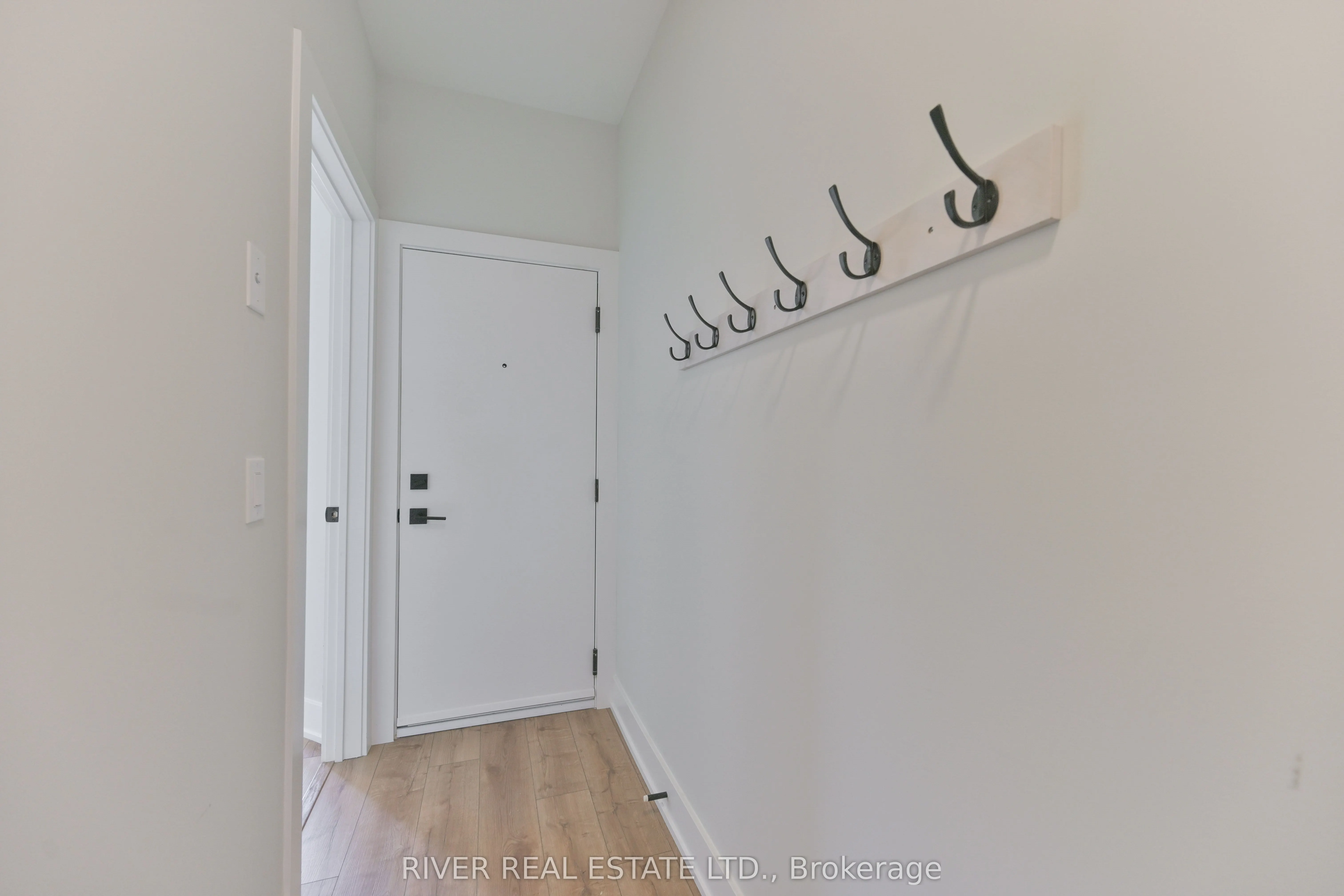 2420 Gerrard Street E, #2