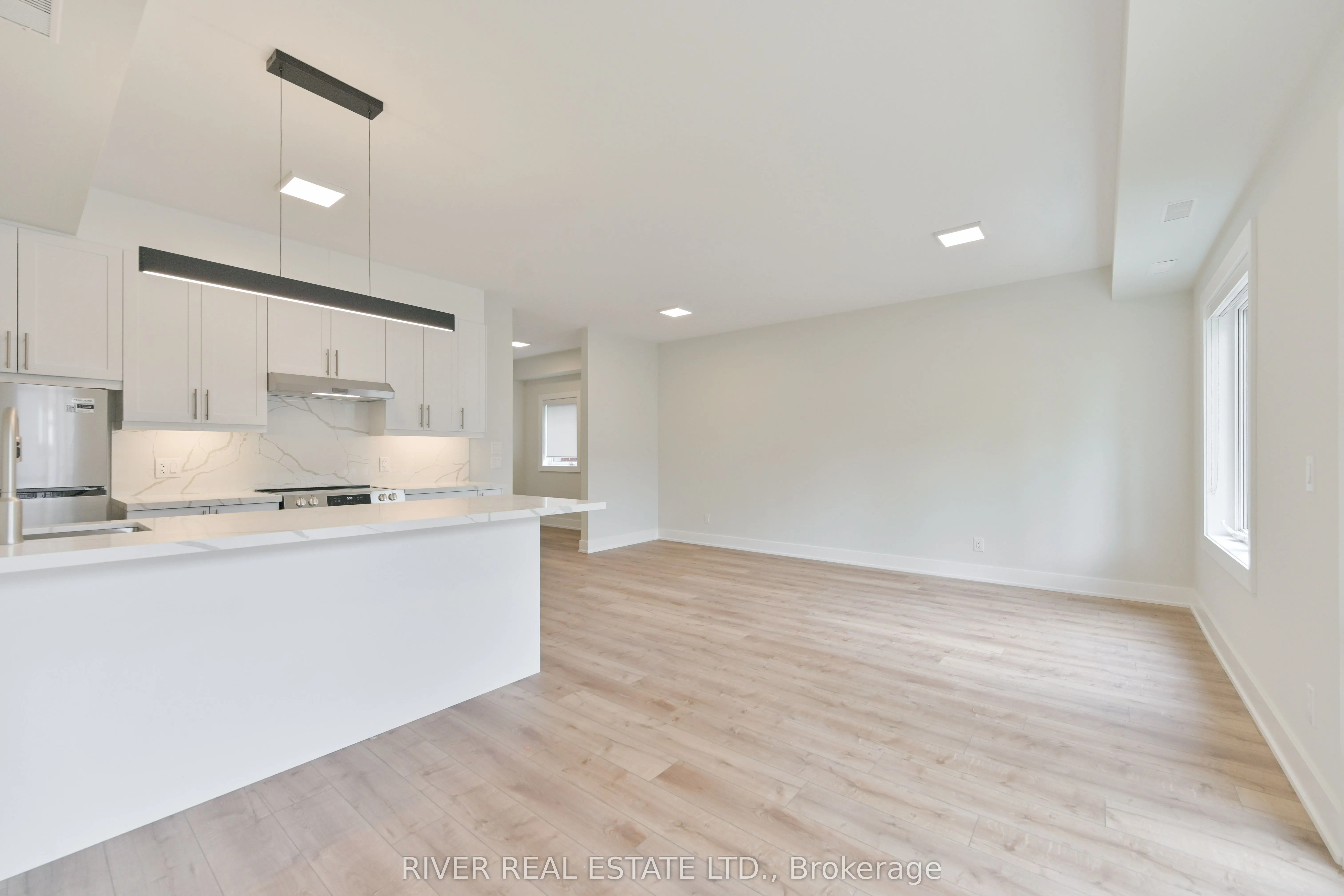2420 Gerrard Street E, #2