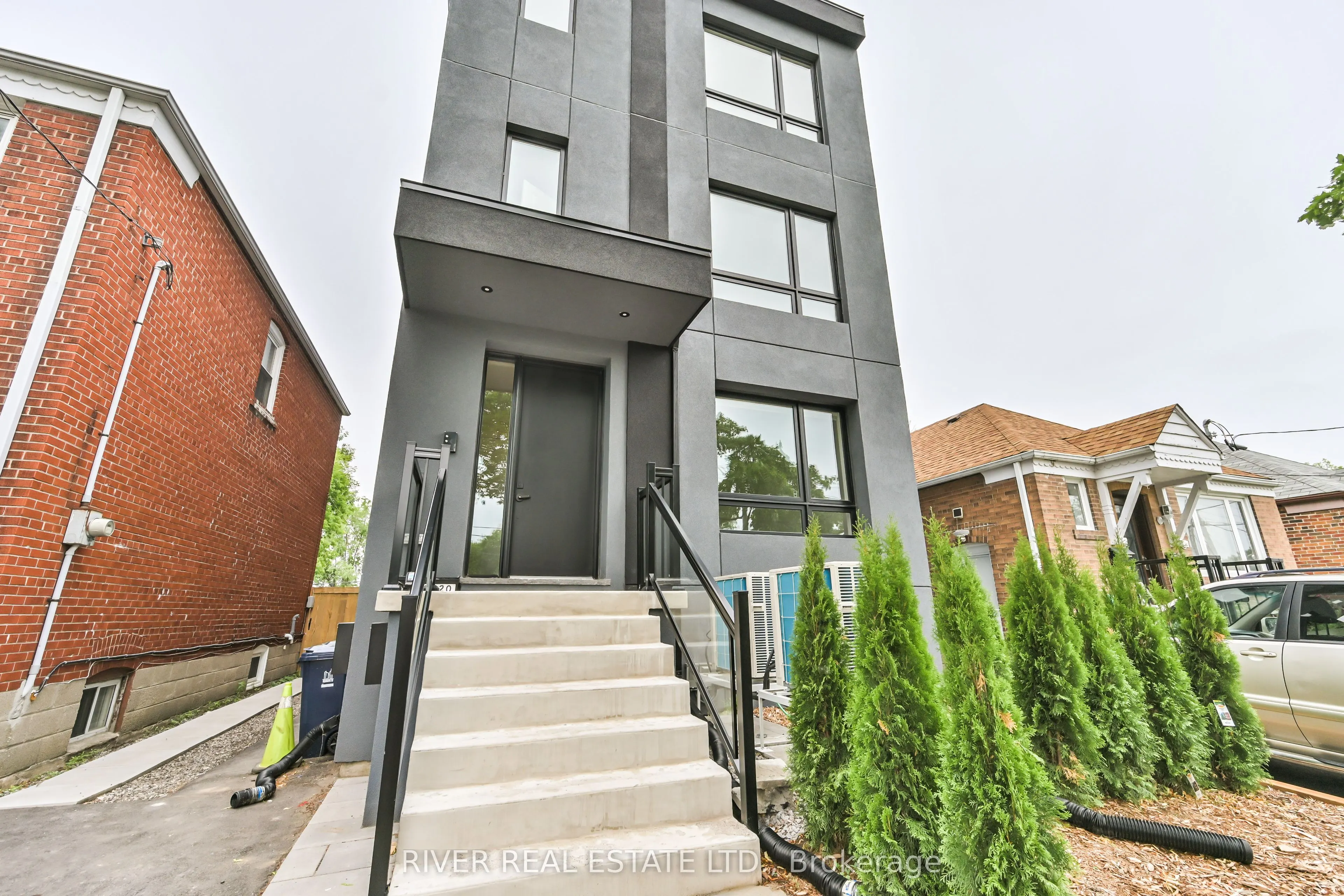 2420 Gerrard Street E, #2
