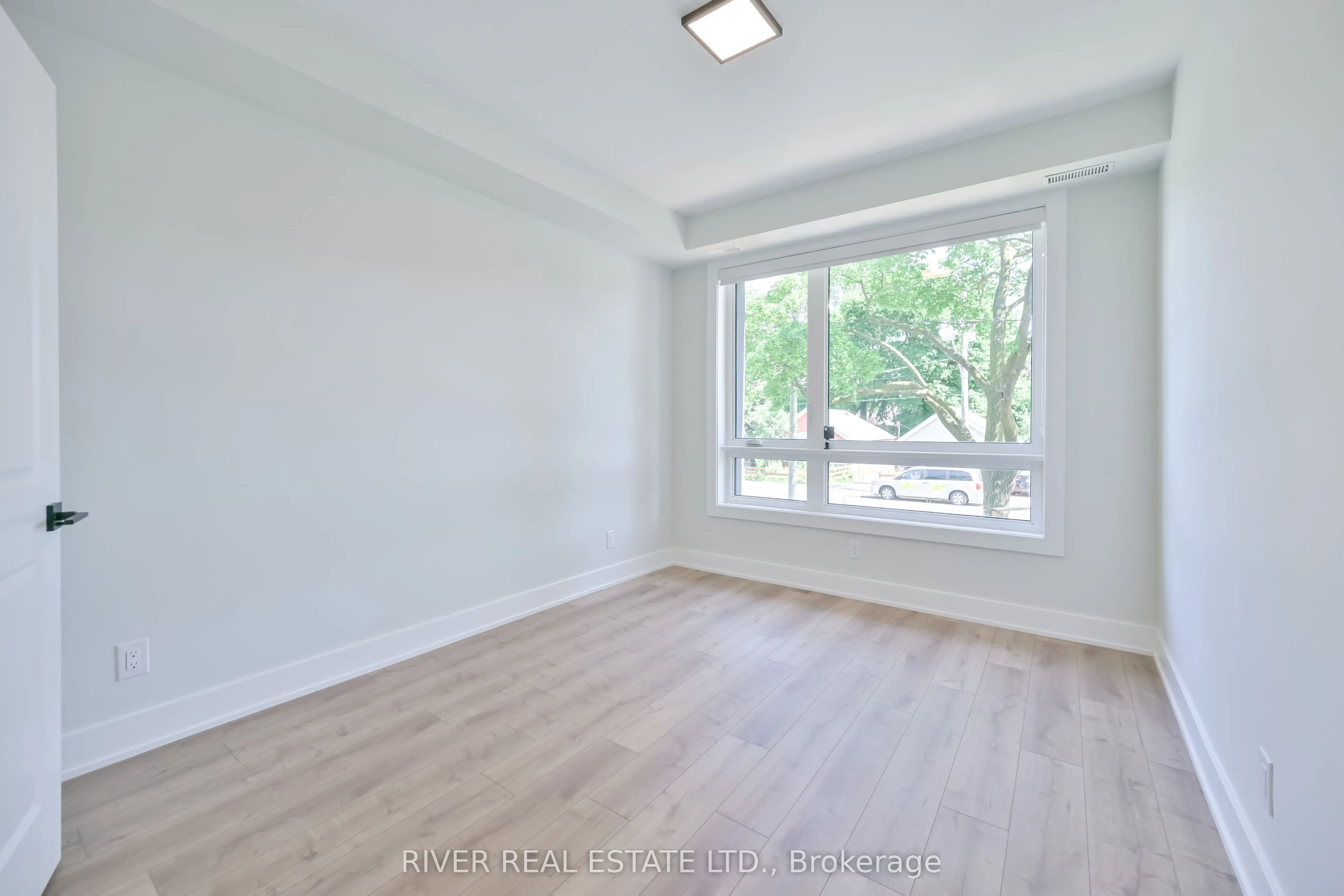 2420 Gerrard Street E, #2