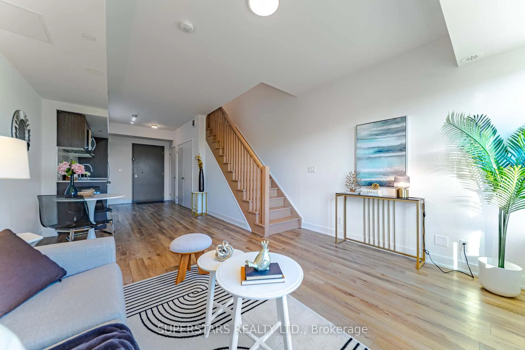 2100 Bridletowne Circle, #305