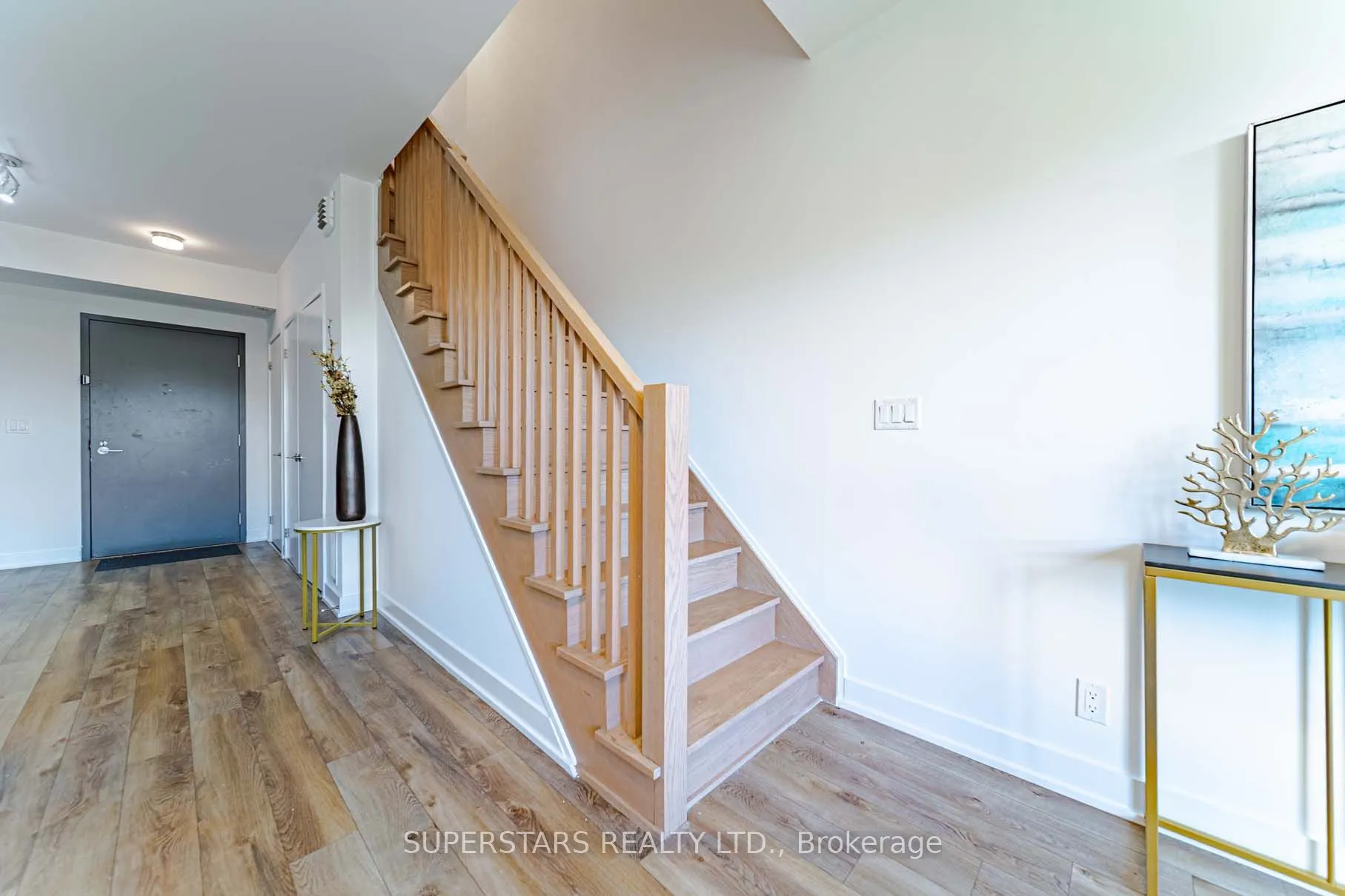 2100 Bridletowne Circle, #305