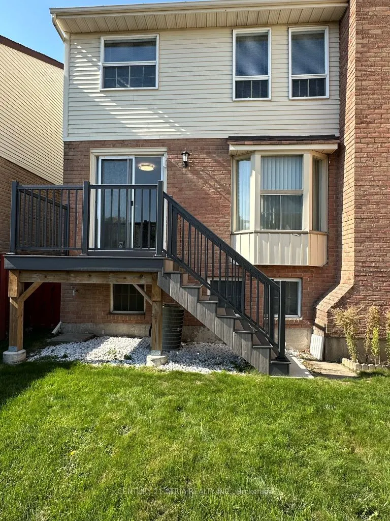 85 Sandyhook Square