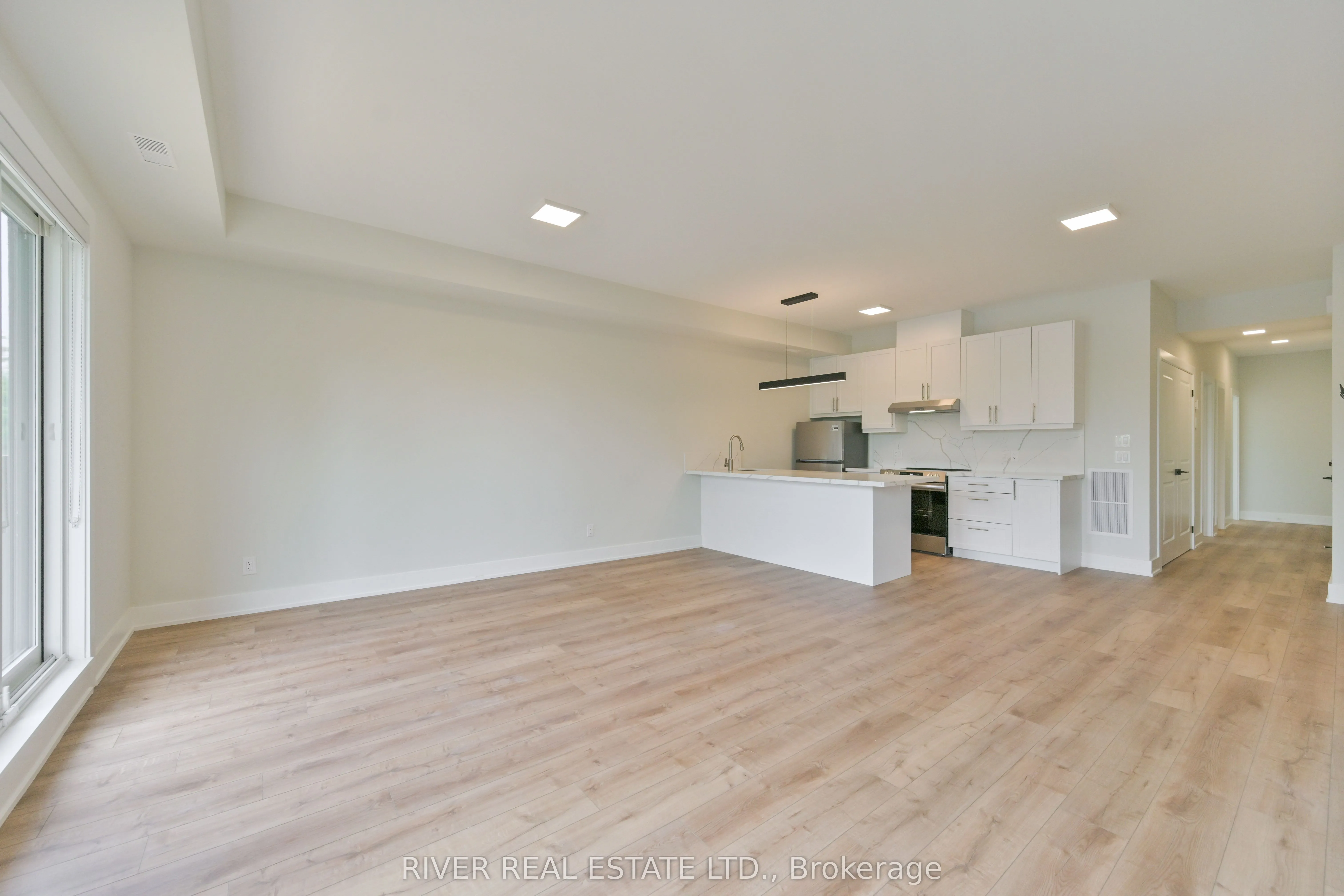 2420 Gerrard Street E, #3