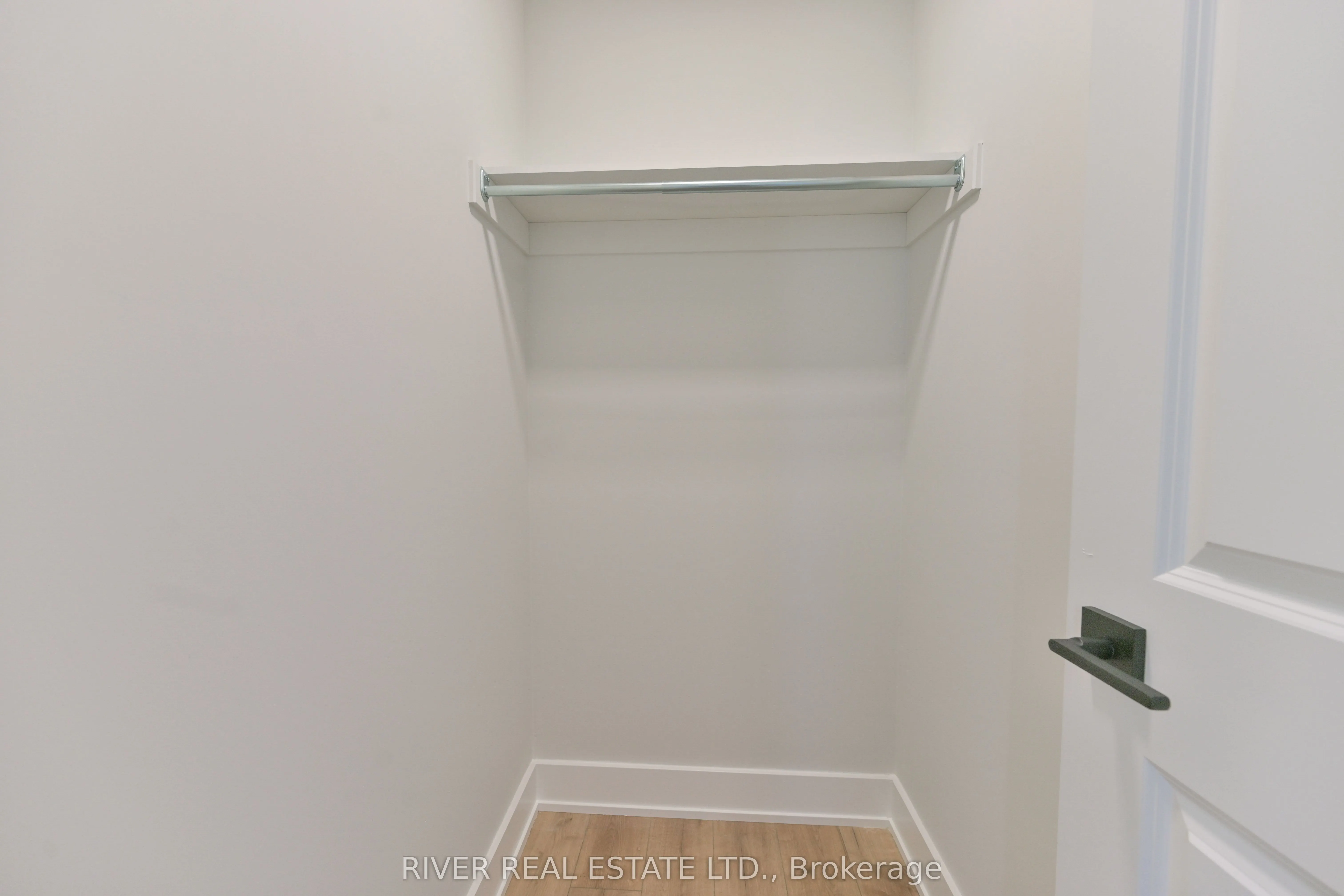 2420 Gerrard Street E, #3