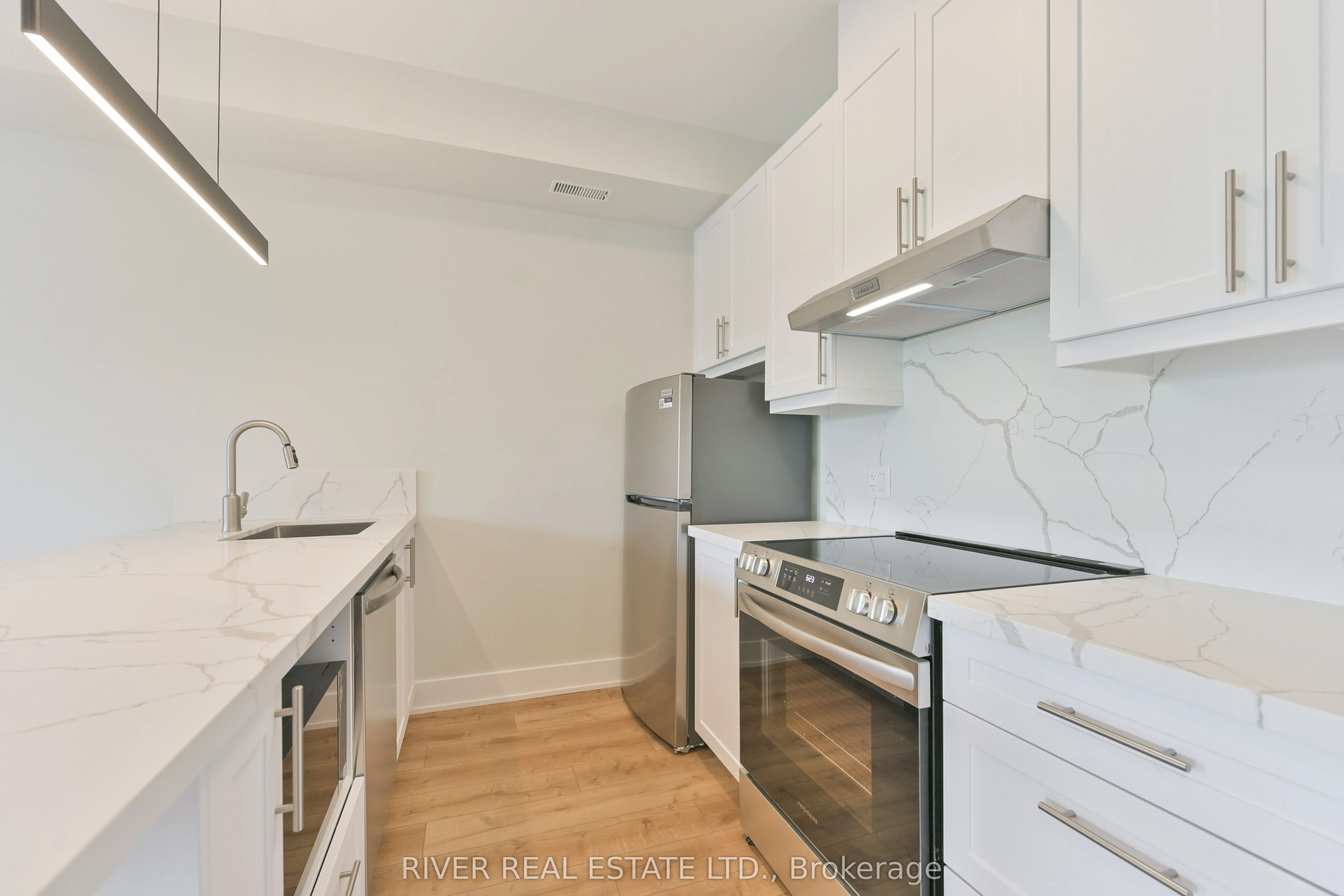 2420 Gerrard Street E, #3