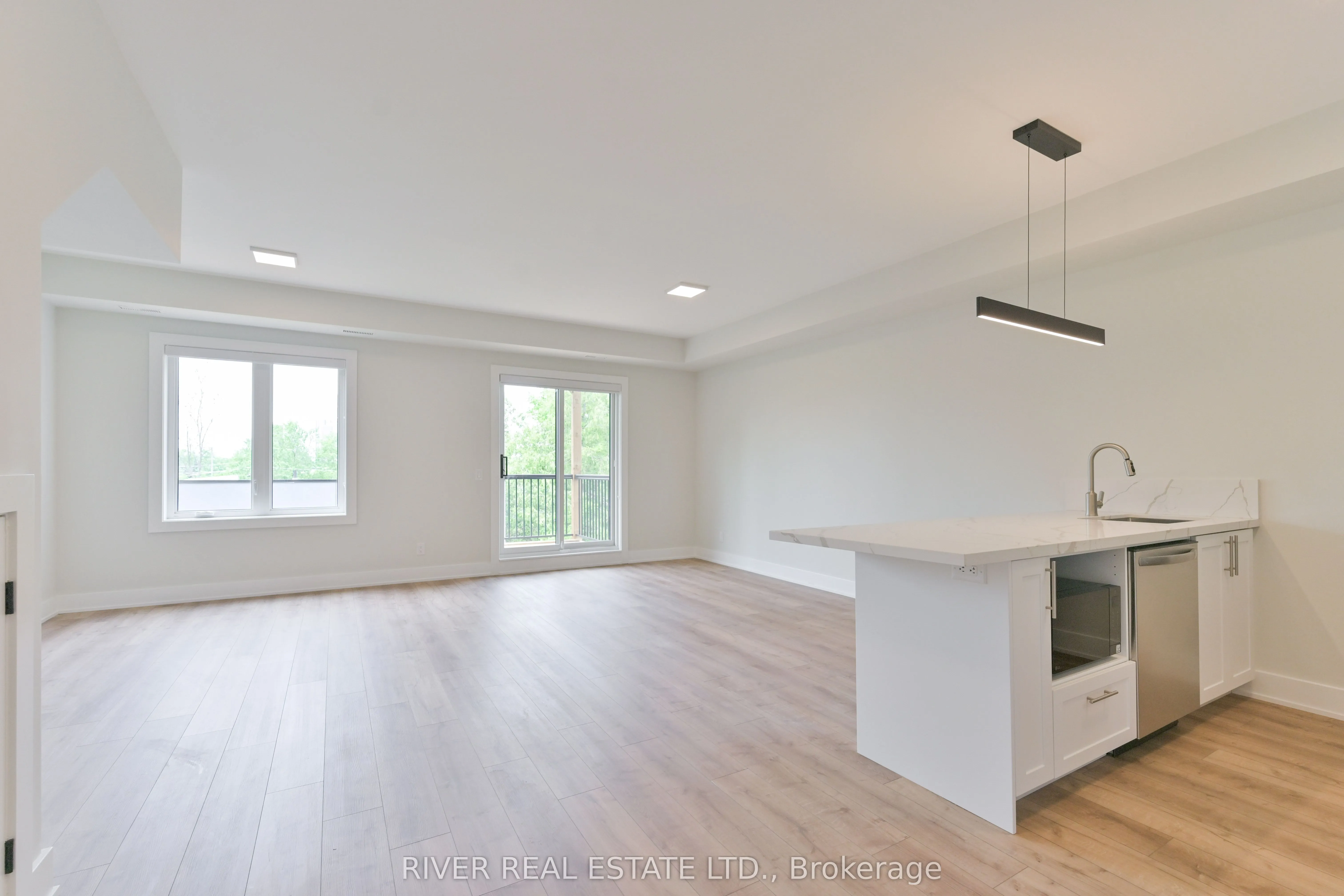 2420 Gerrard Street E, #3