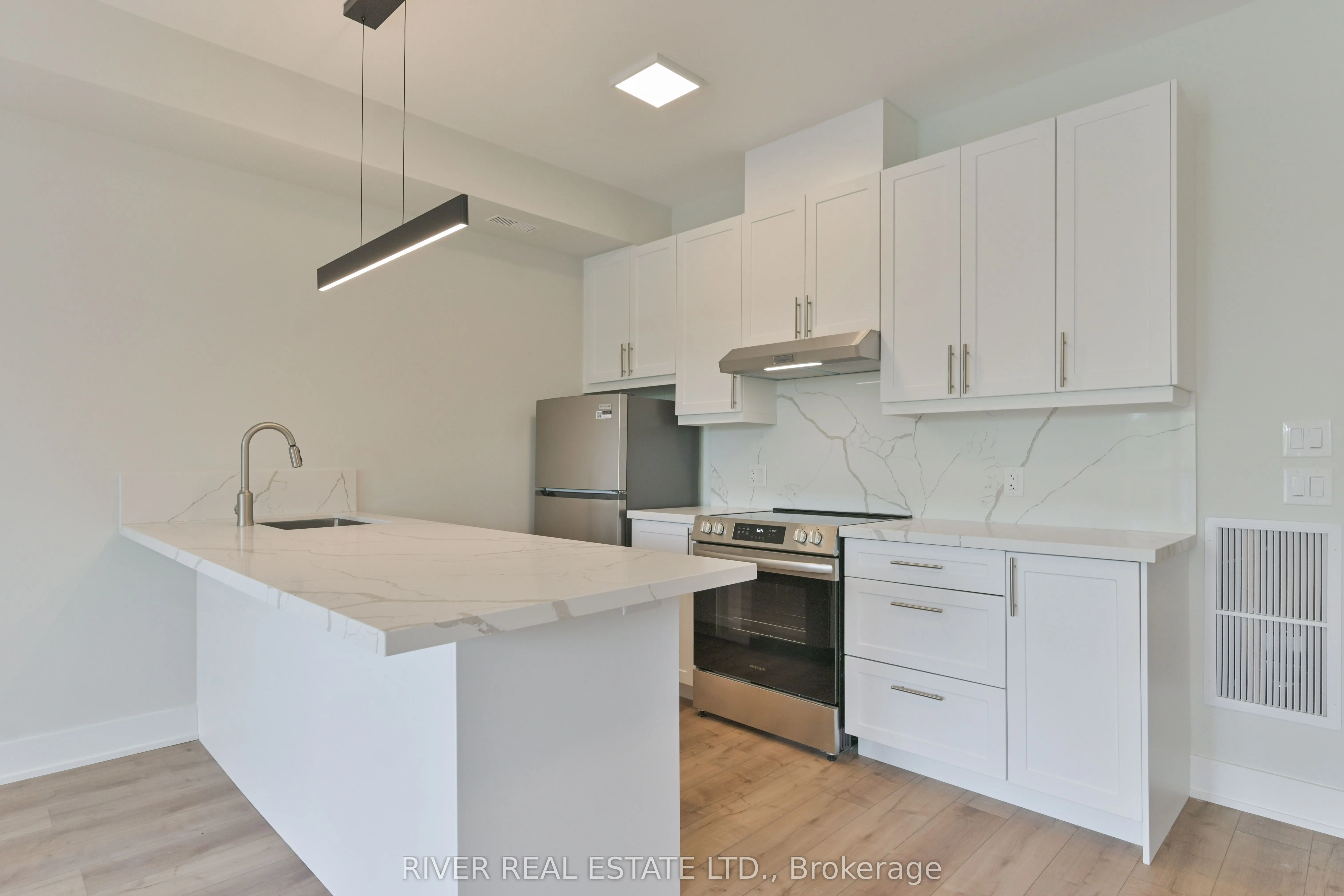 2420 Gerrard Street E, #3