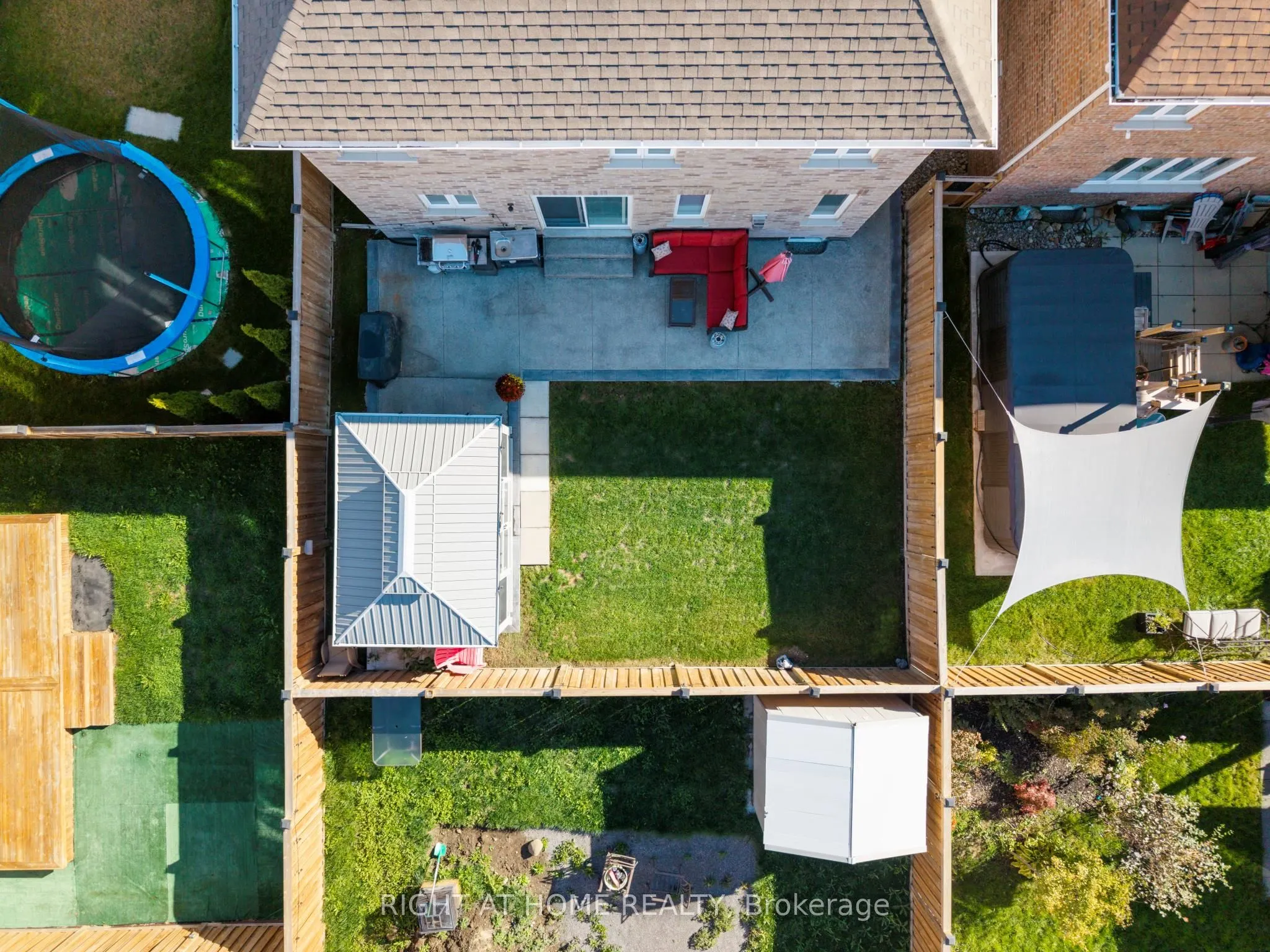 4 Bill Hutchinson Crescent