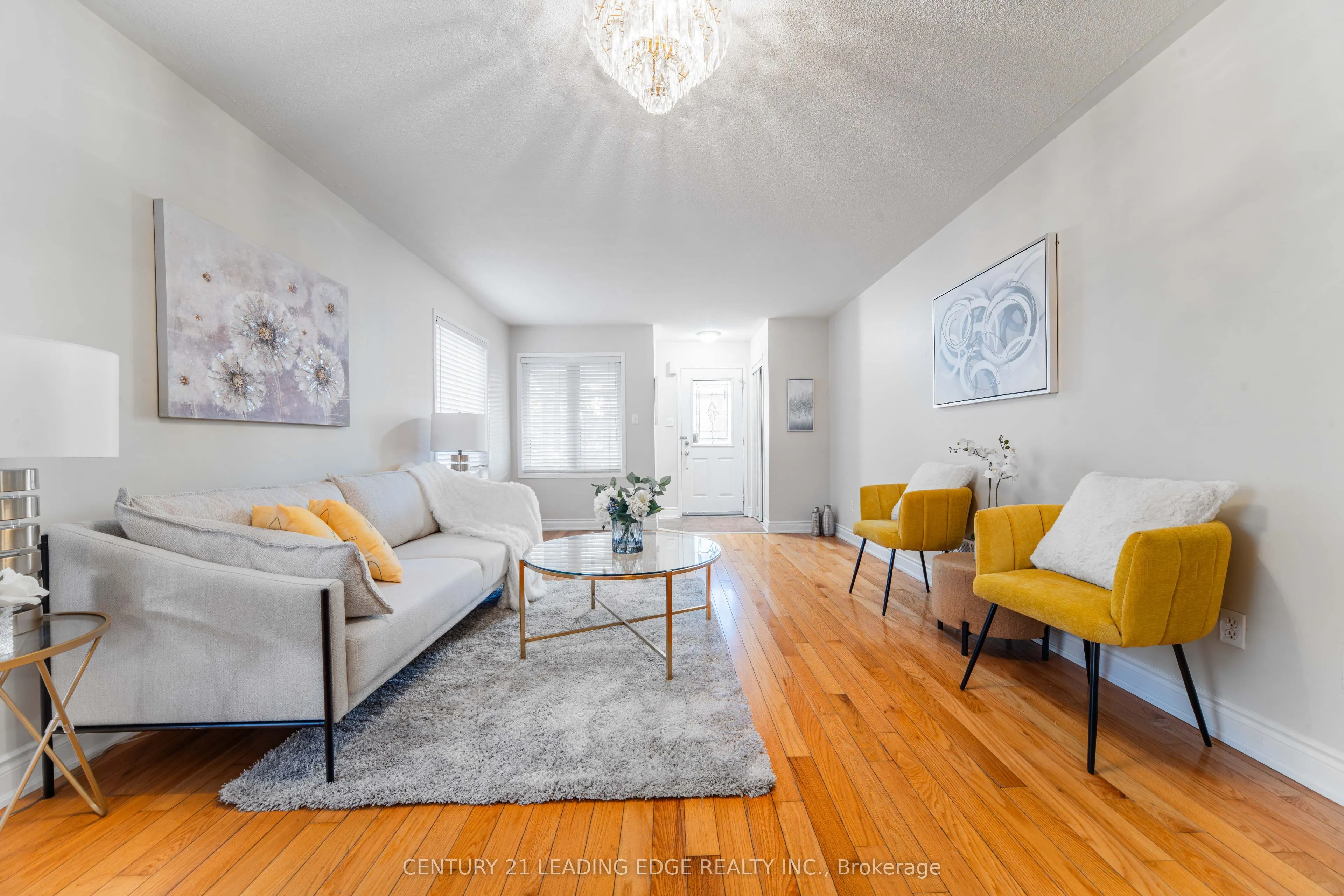 4 Glacier Crescent