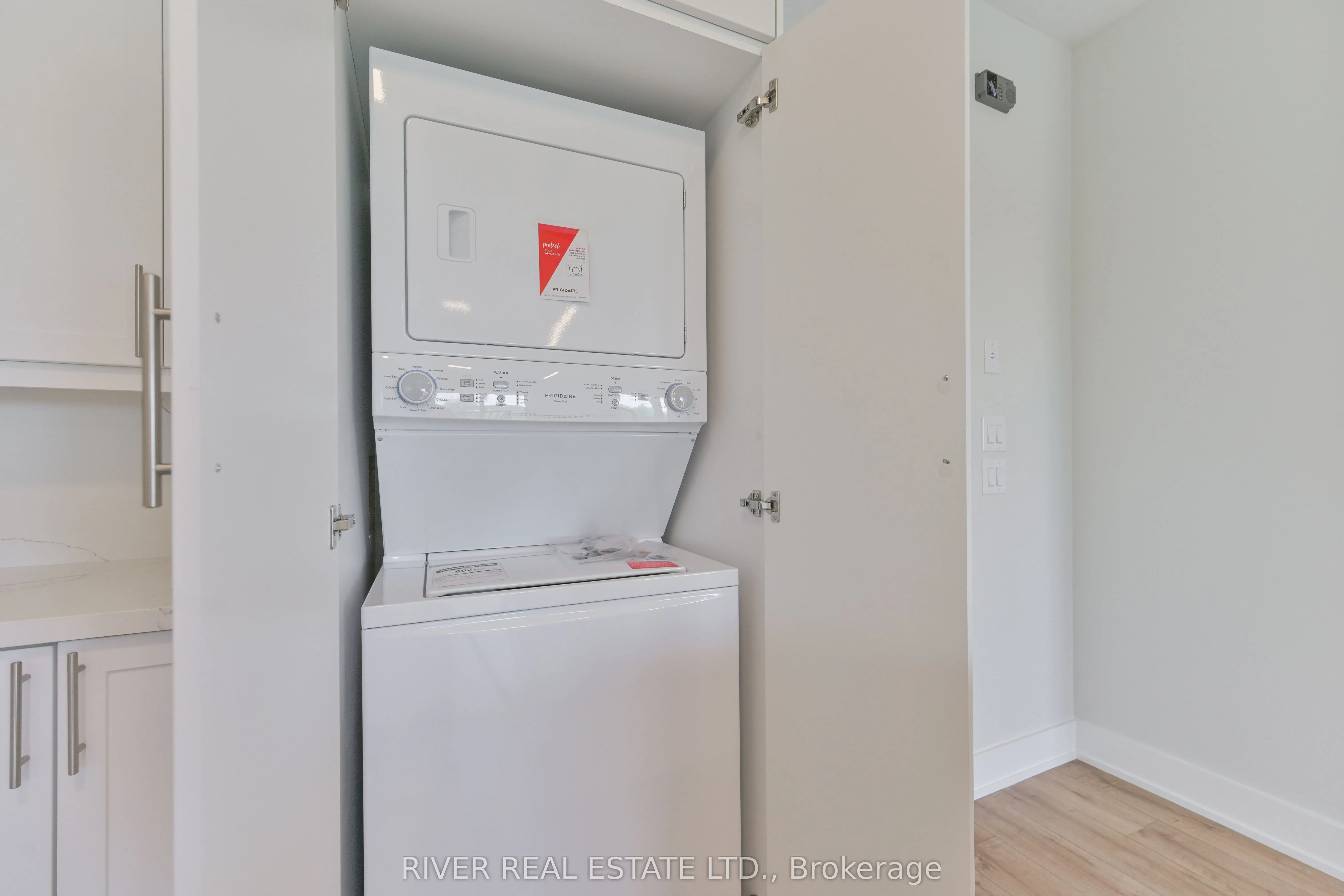 2420 Gerrard Street E, #4