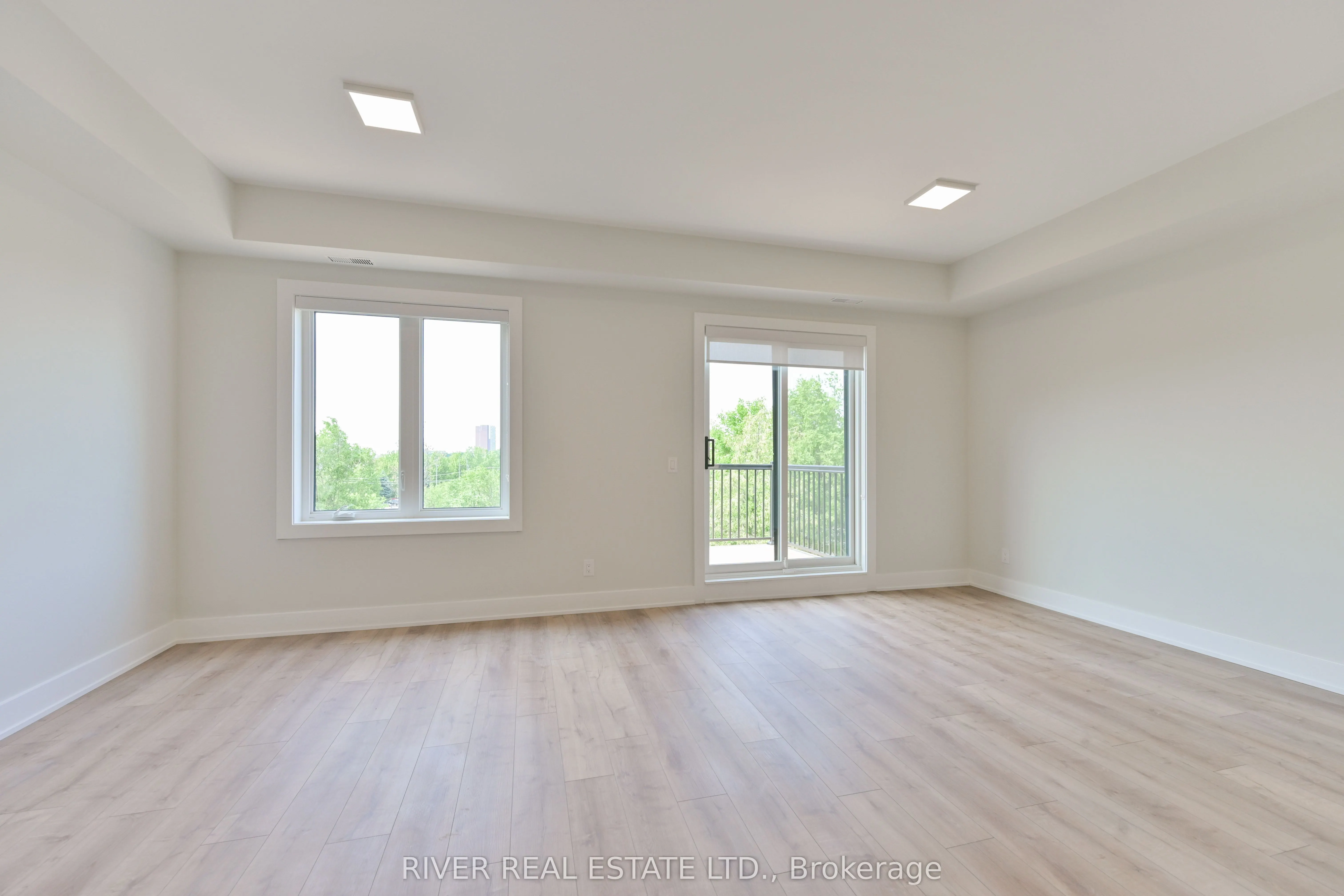 2420 Gerrard Street E, #4