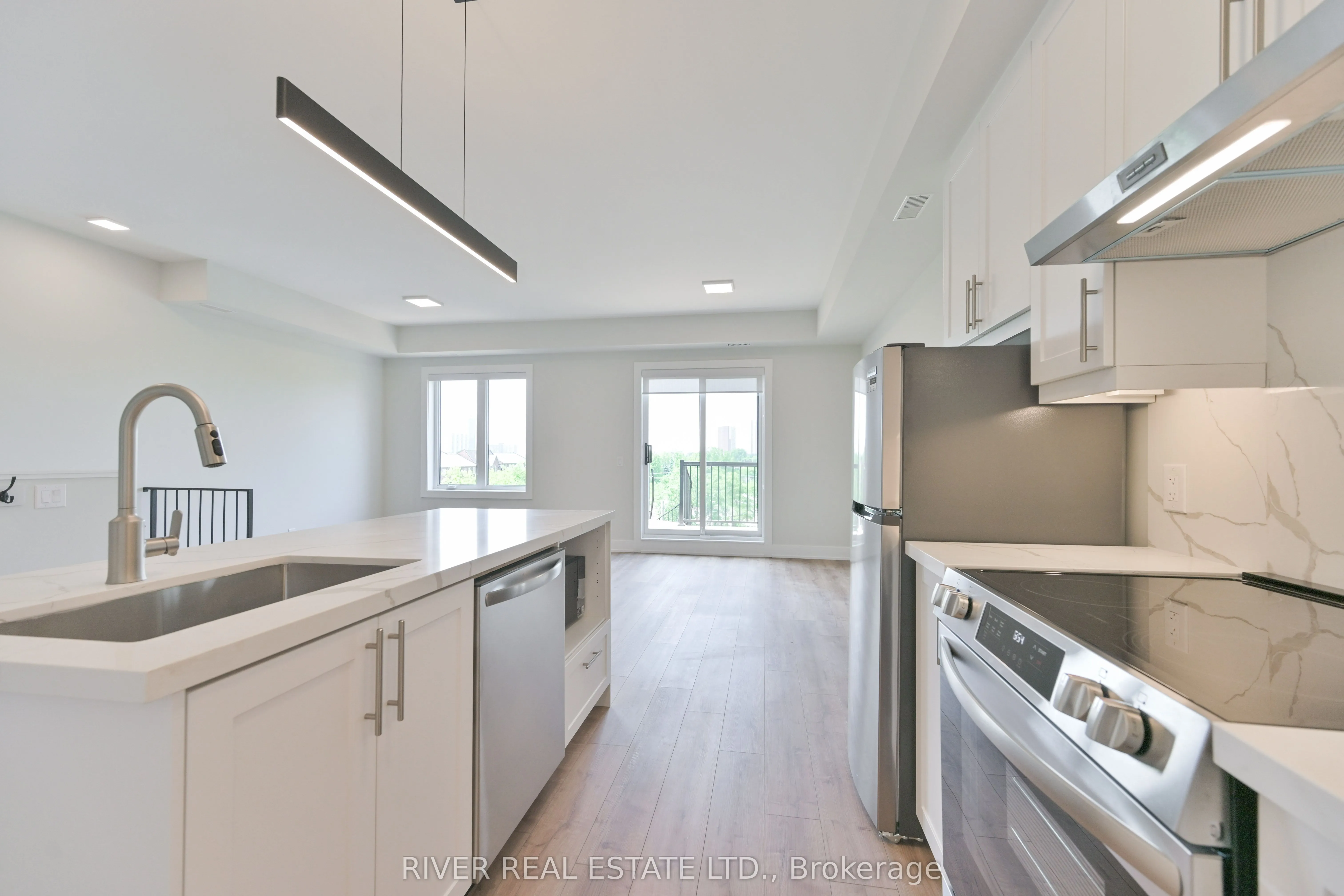 2420 Gerrard Street E, #4