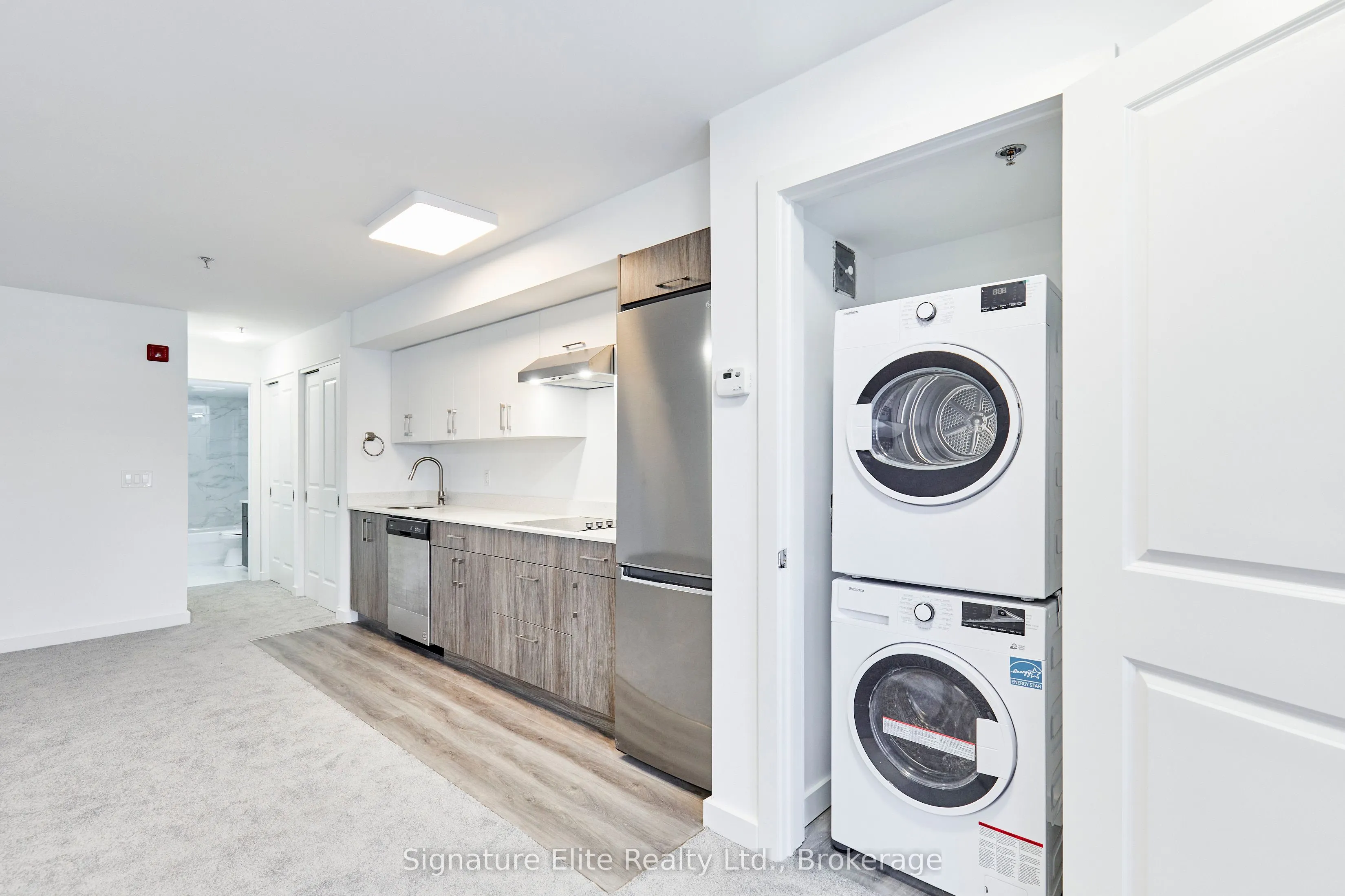 45 Connaught Avenue, #404
