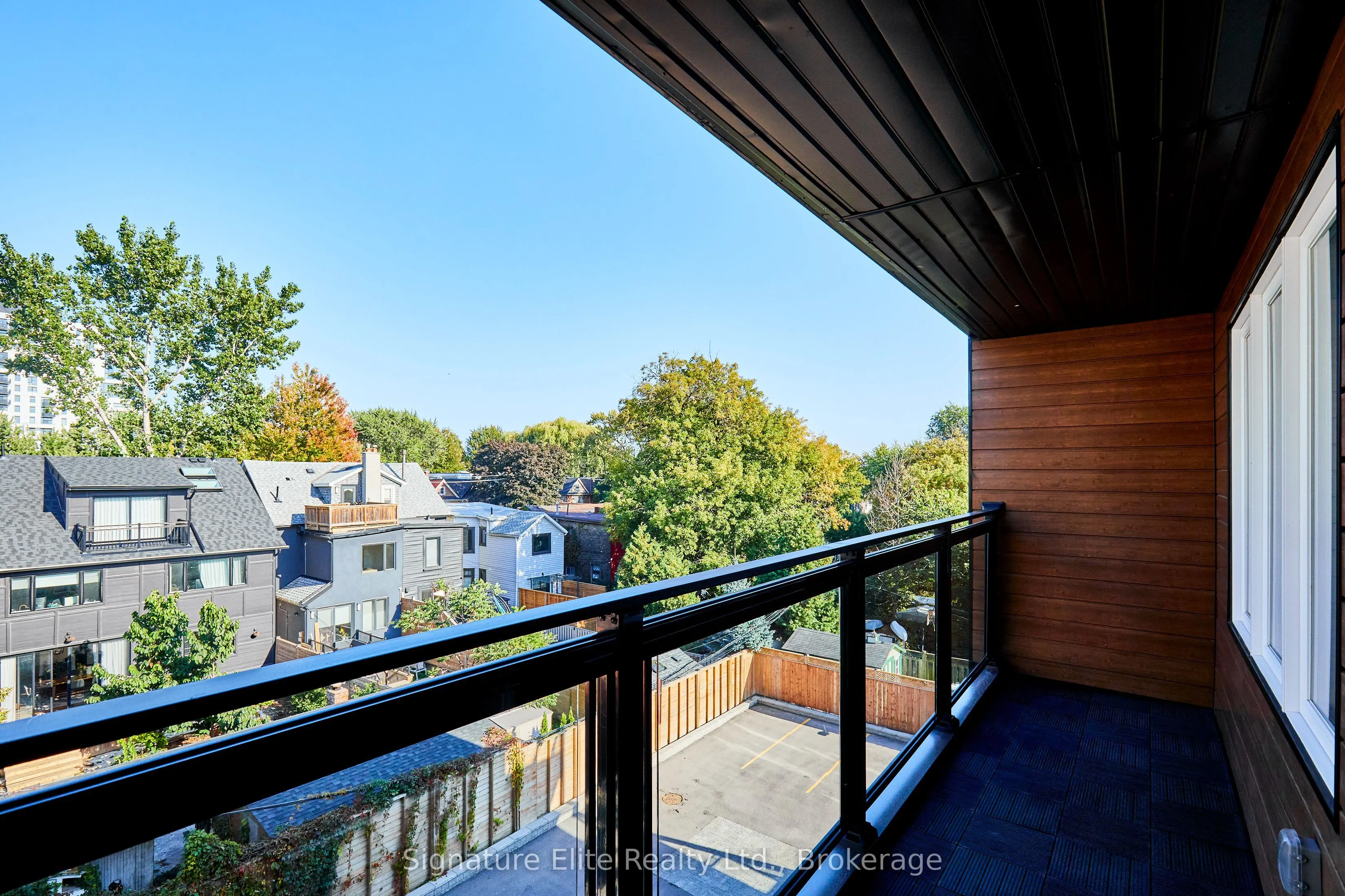 45 Connaught Avenue, #404