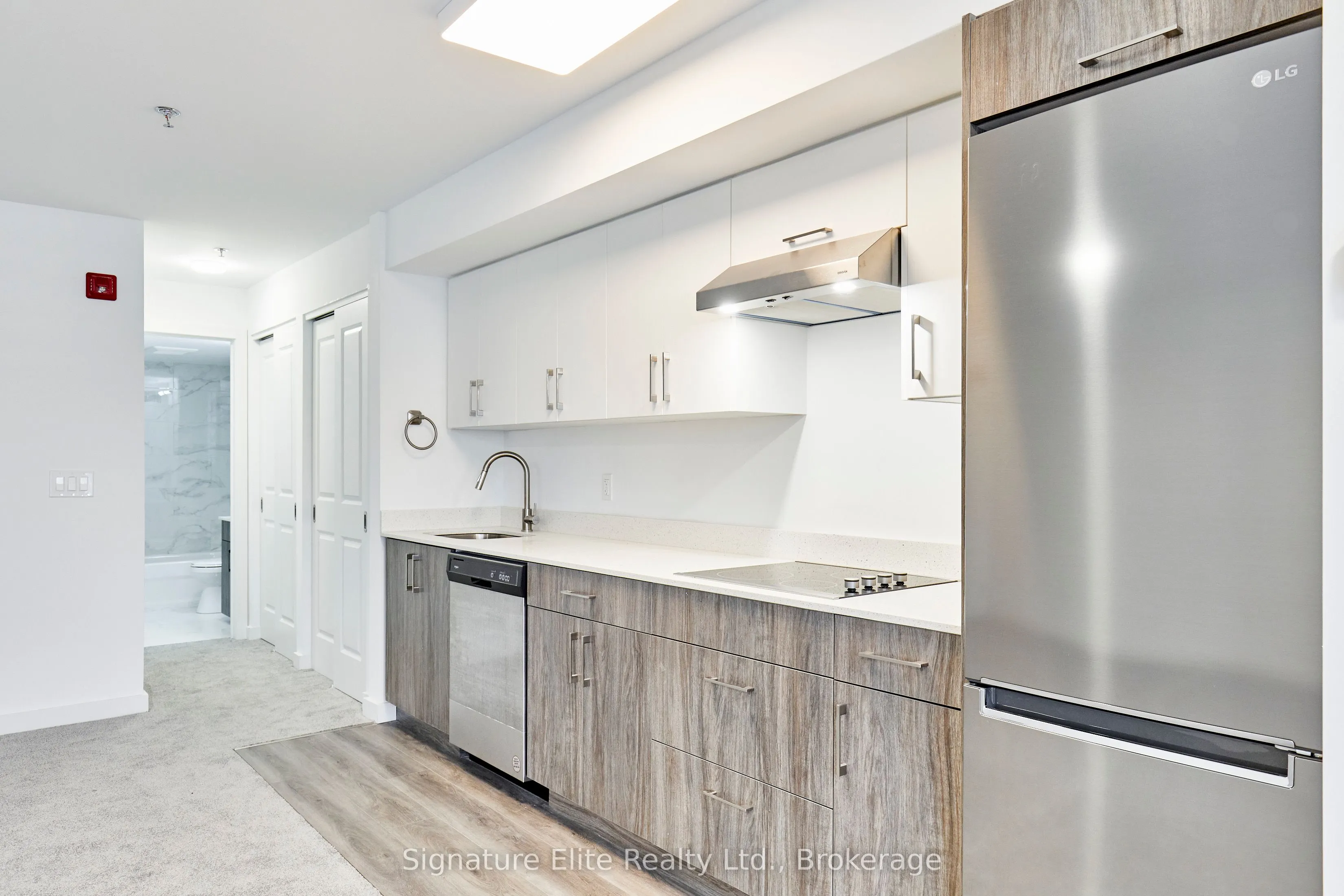 45 Connaught Avenue, #404