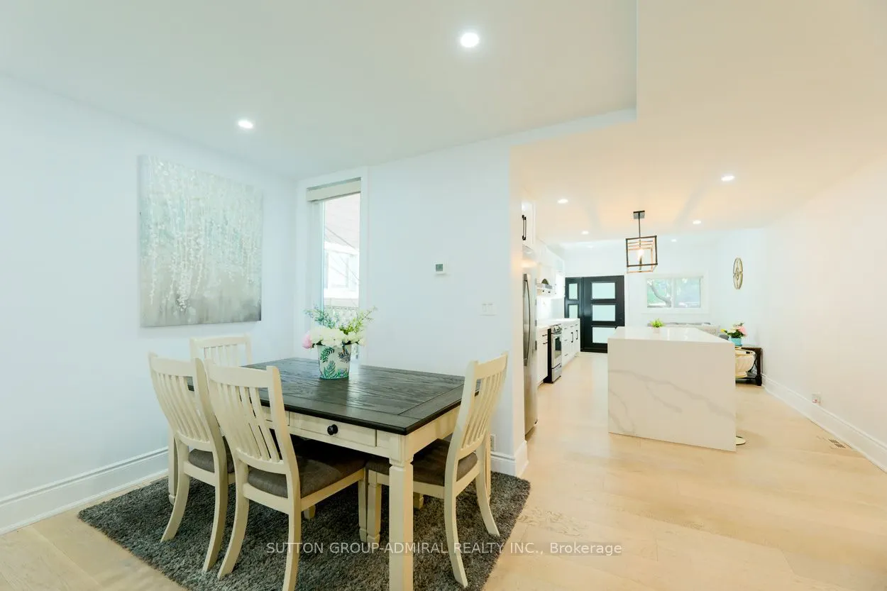 70 Carlaw Avenue