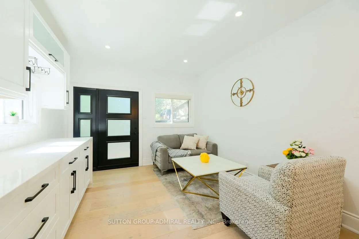 70 Carlaw Avenue