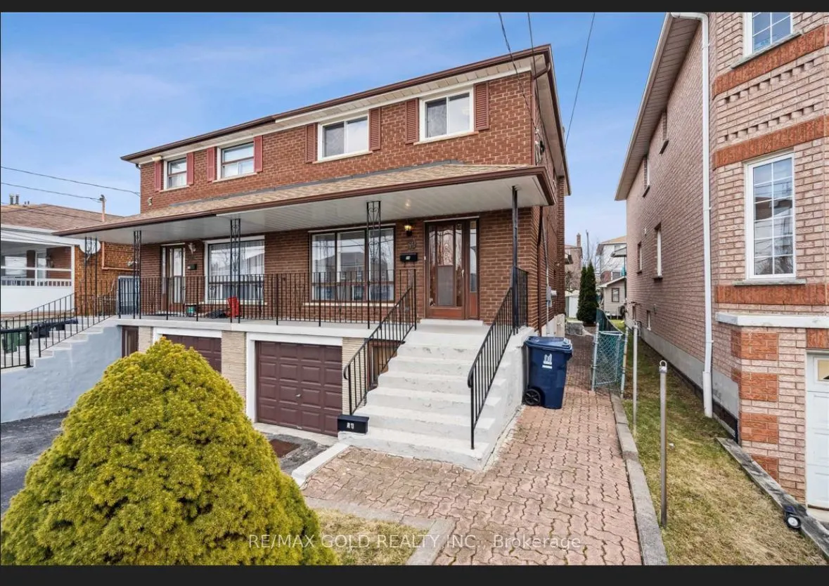 39 Magnolia Avenue
