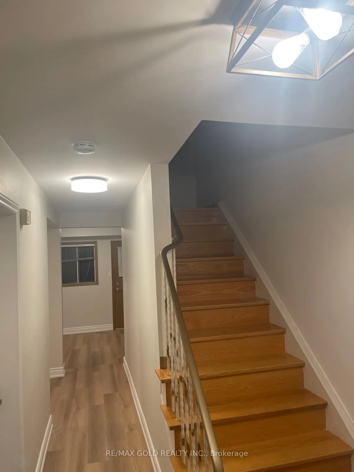 39 Magnolia Avenue