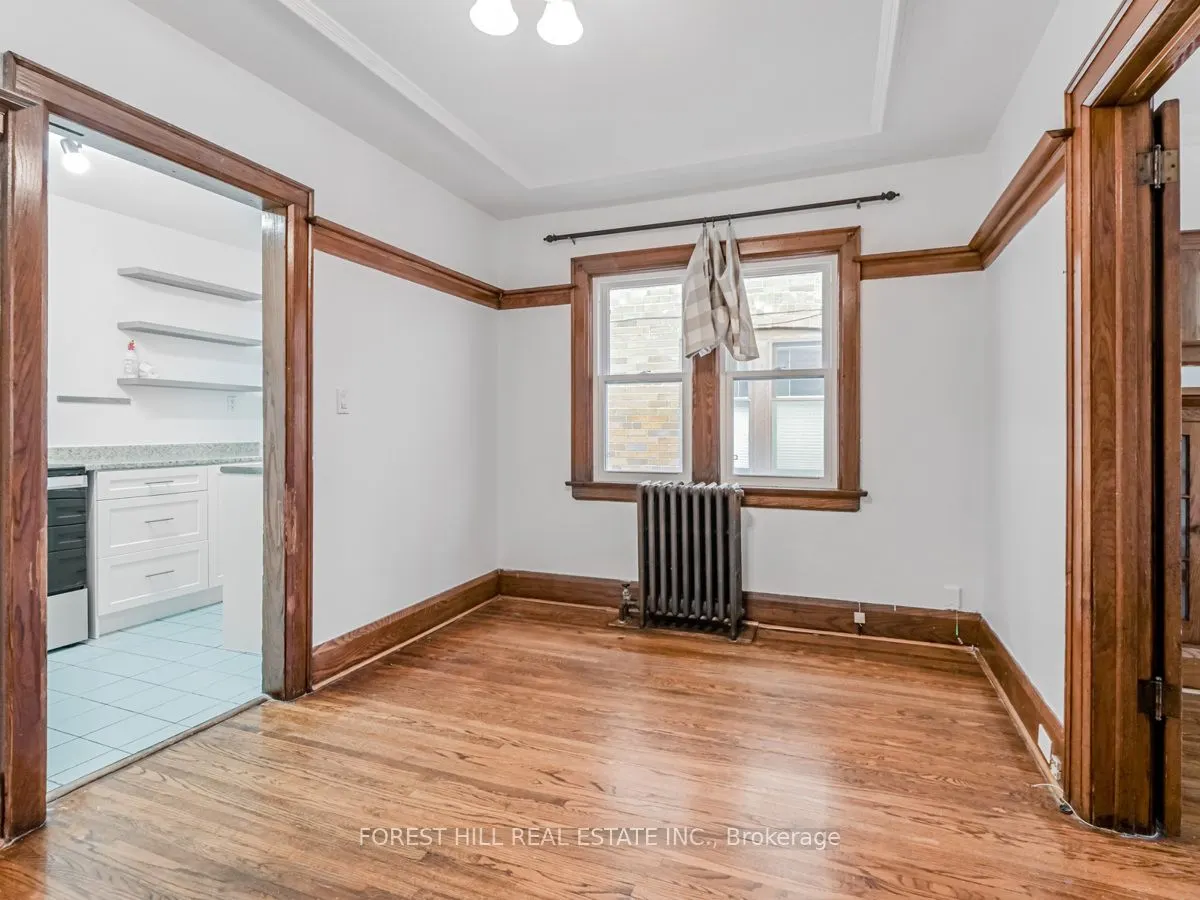 27 SCARBORO BEACH Boulevard E, #MAIN