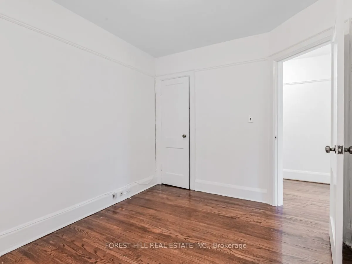 27 SCARBORO BEACH Boulevard E, #MAIN