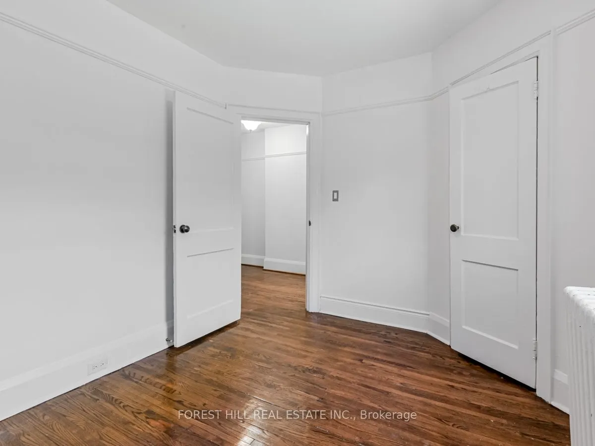 27 SCARBORO BEACH Boulevard E, #MAIN