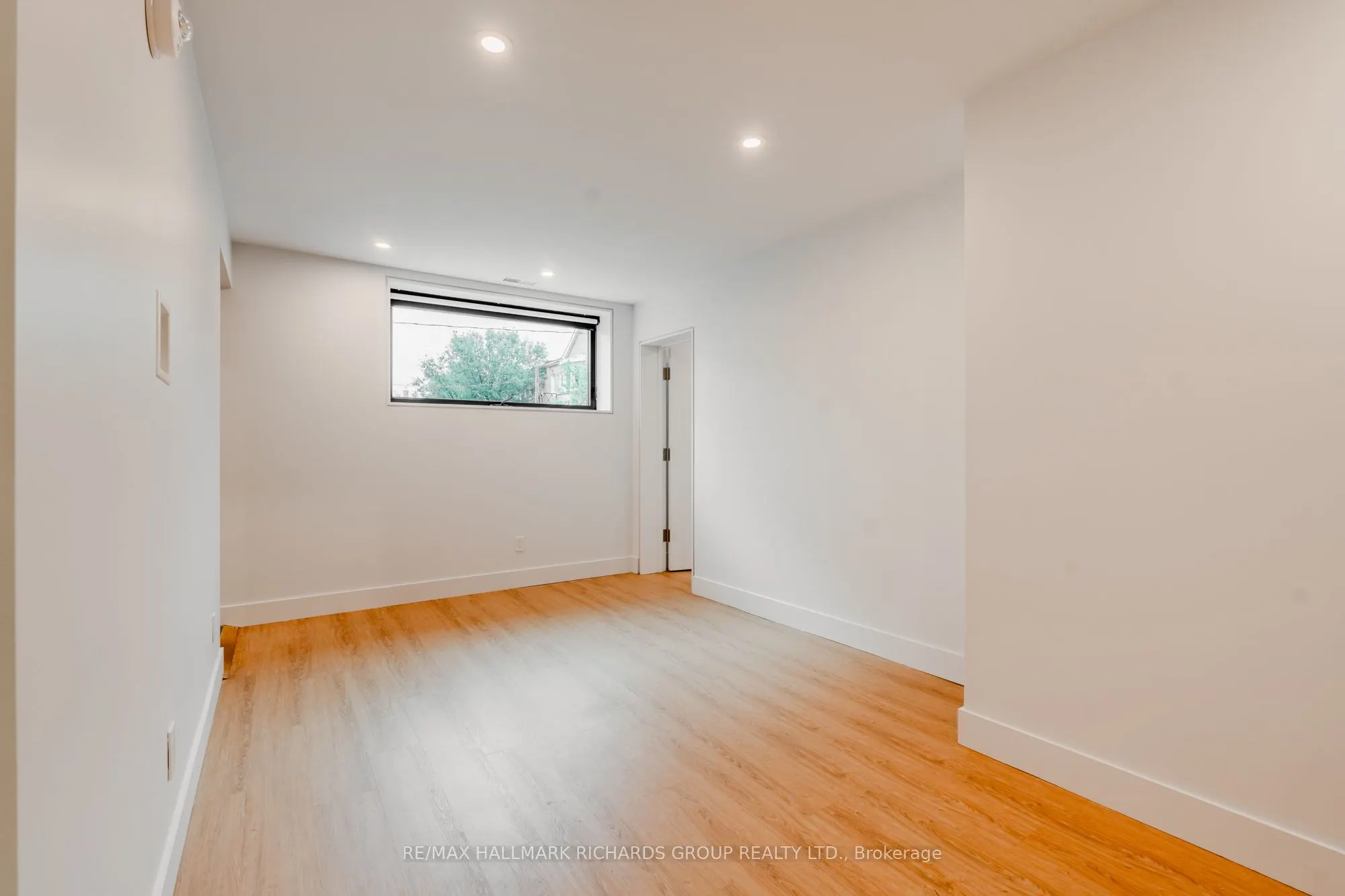584 Jones Avenue, #3