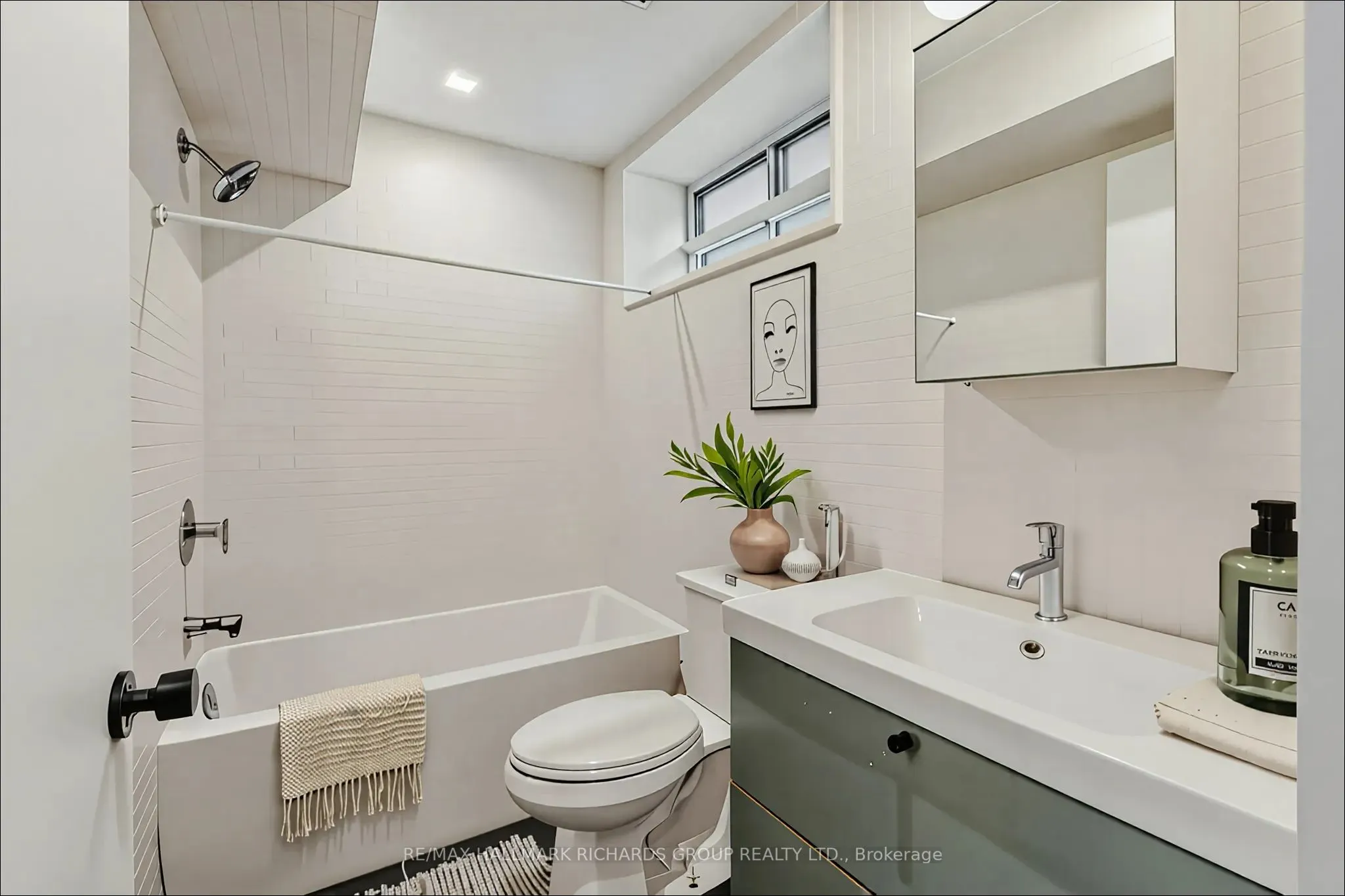 584 Jones Avenue, #3