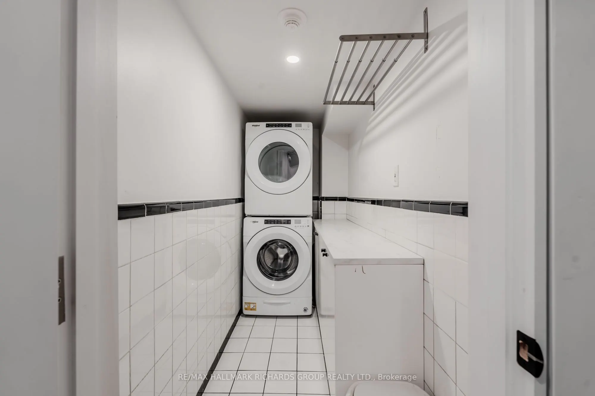 584 Jones Avenue, #4