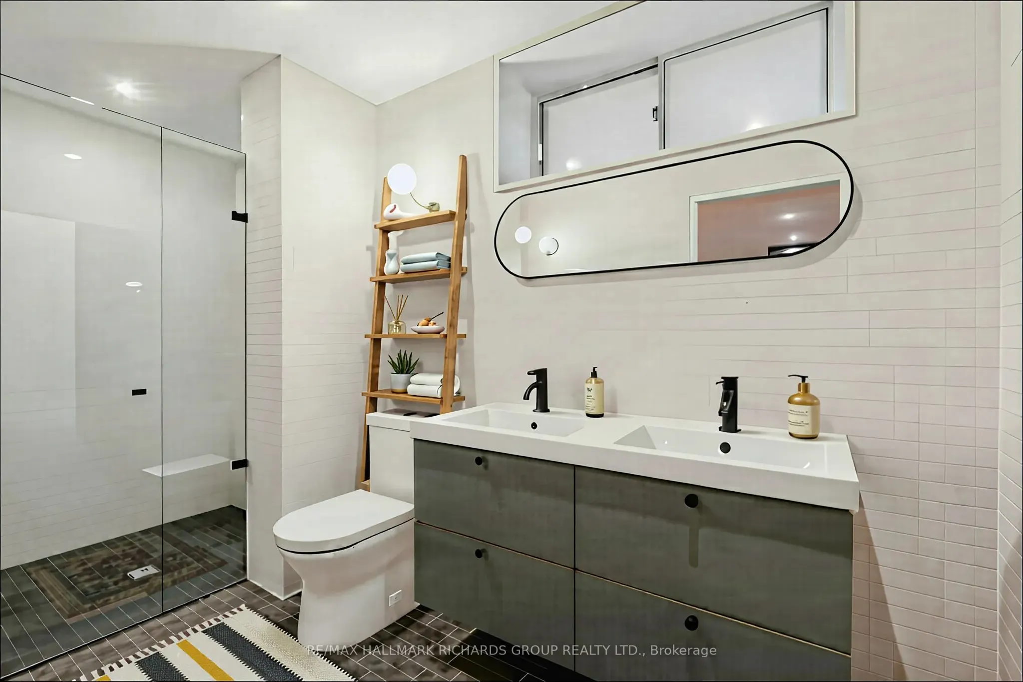 584 Jones Avenue, #4