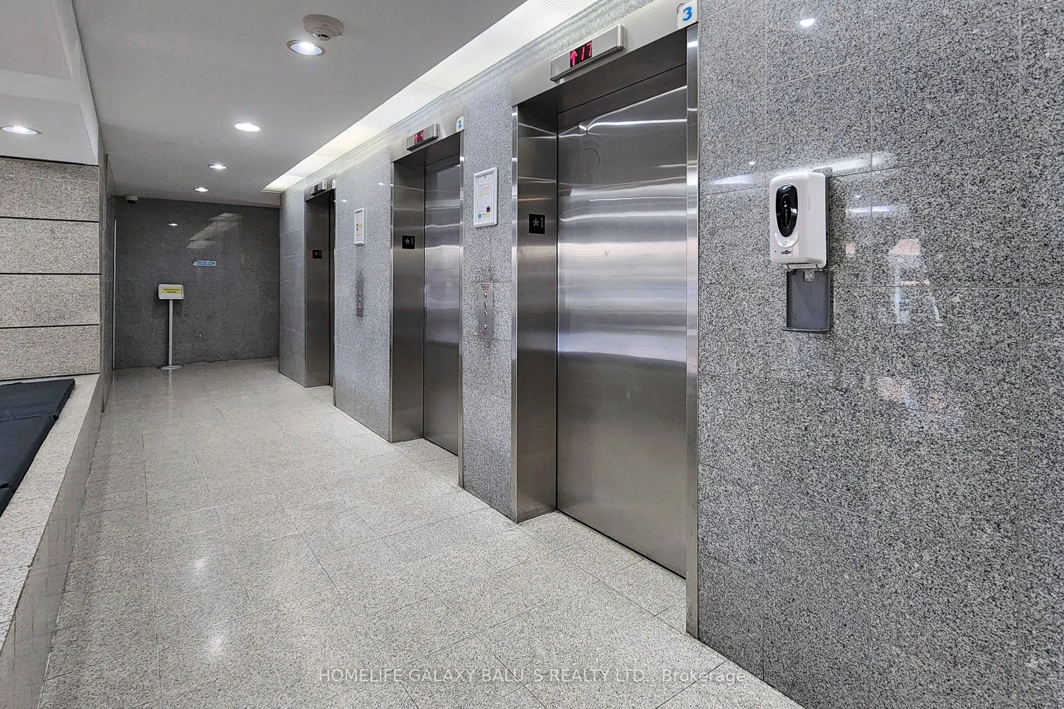 2460 Eglinton Avenue E, #307