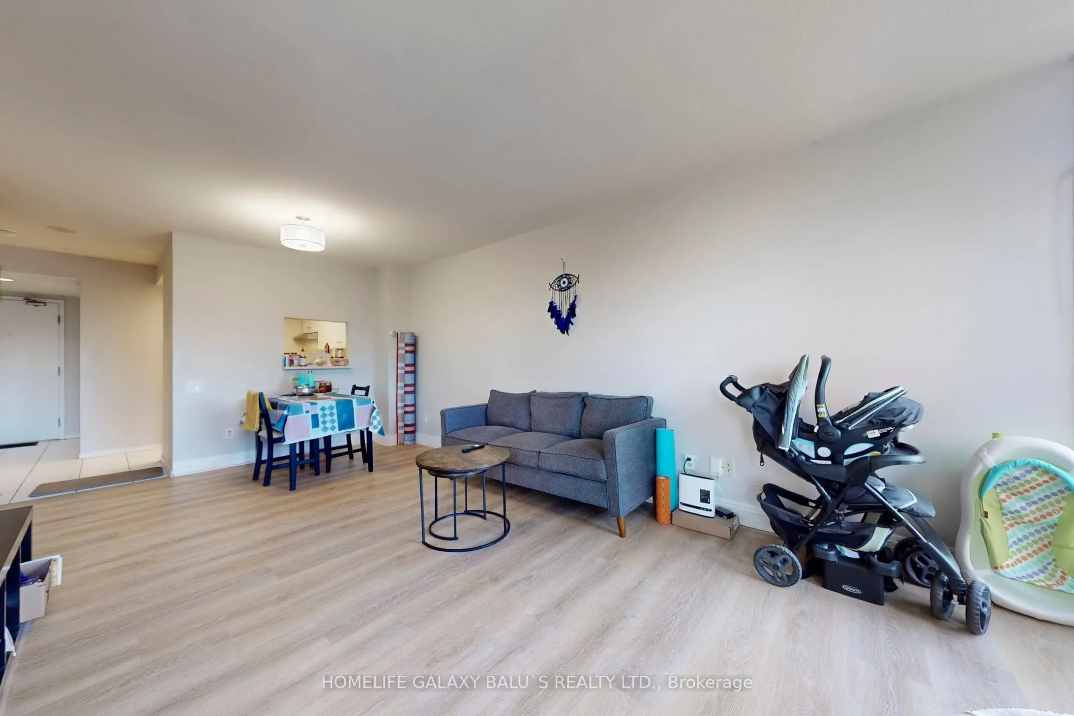 2460 Eglinton Avenue E, #307
