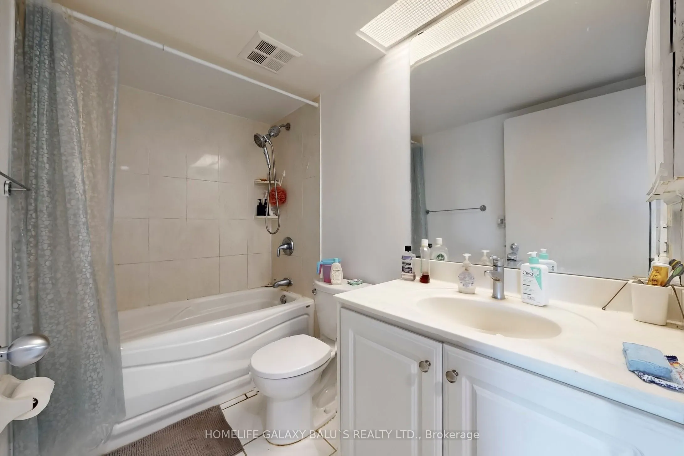 2460 Eglinton Avenue E, #307